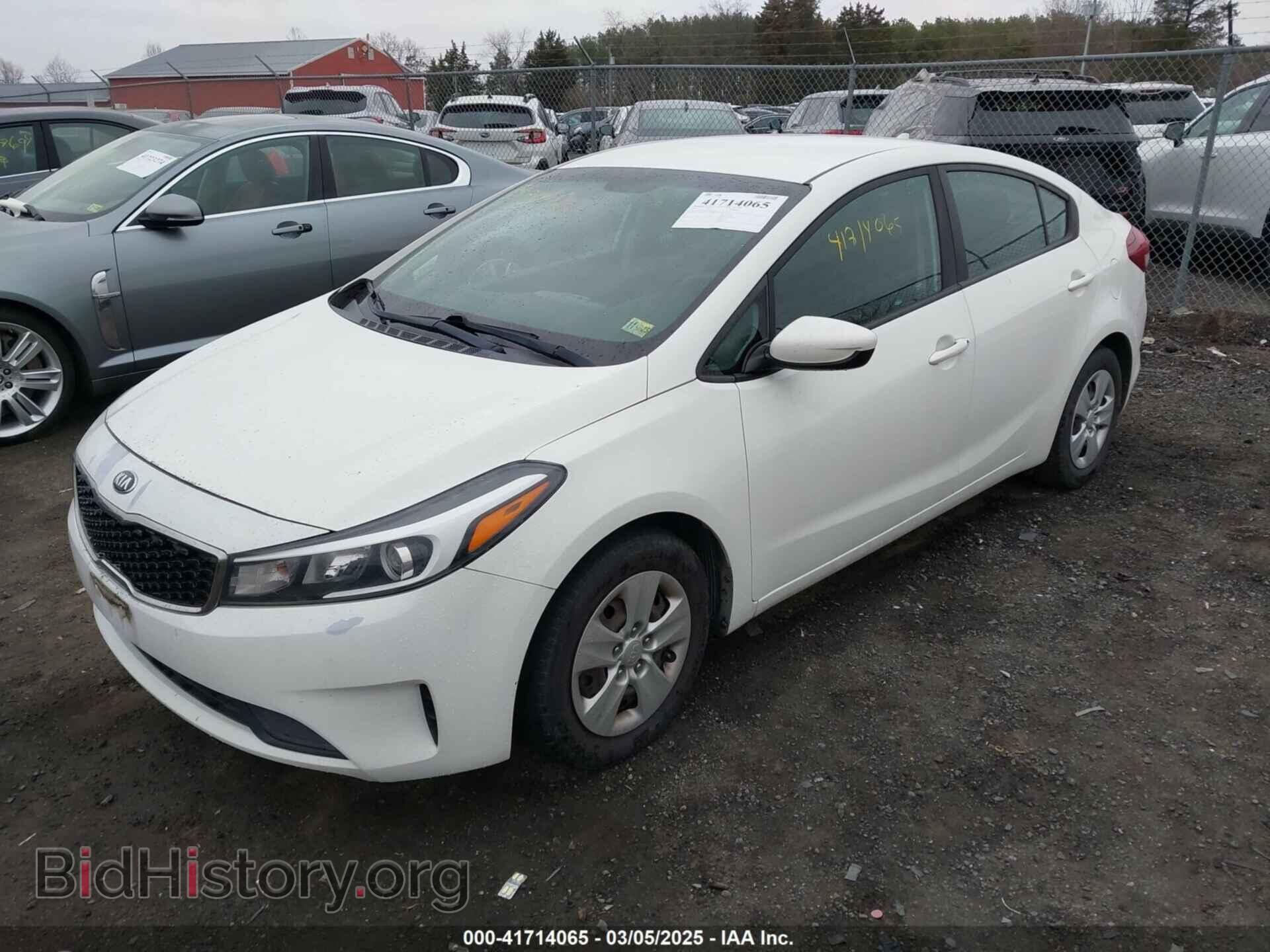 2017 KIA FORTE - VIN: 3KPFK4A77HE111123 - Фото 2