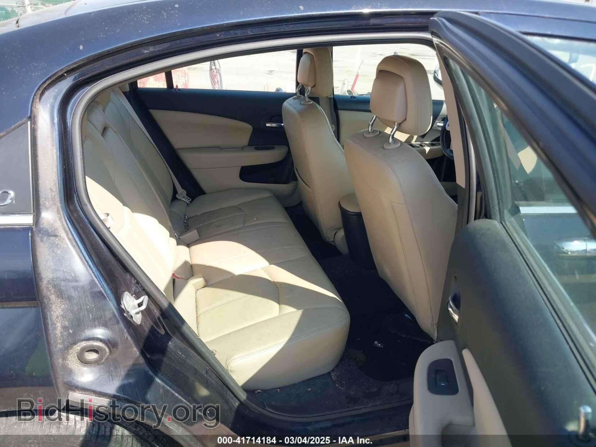 2011 CHRYSLER 200 - VIN: 1C3BC2FG4BN526741 - Фото 8