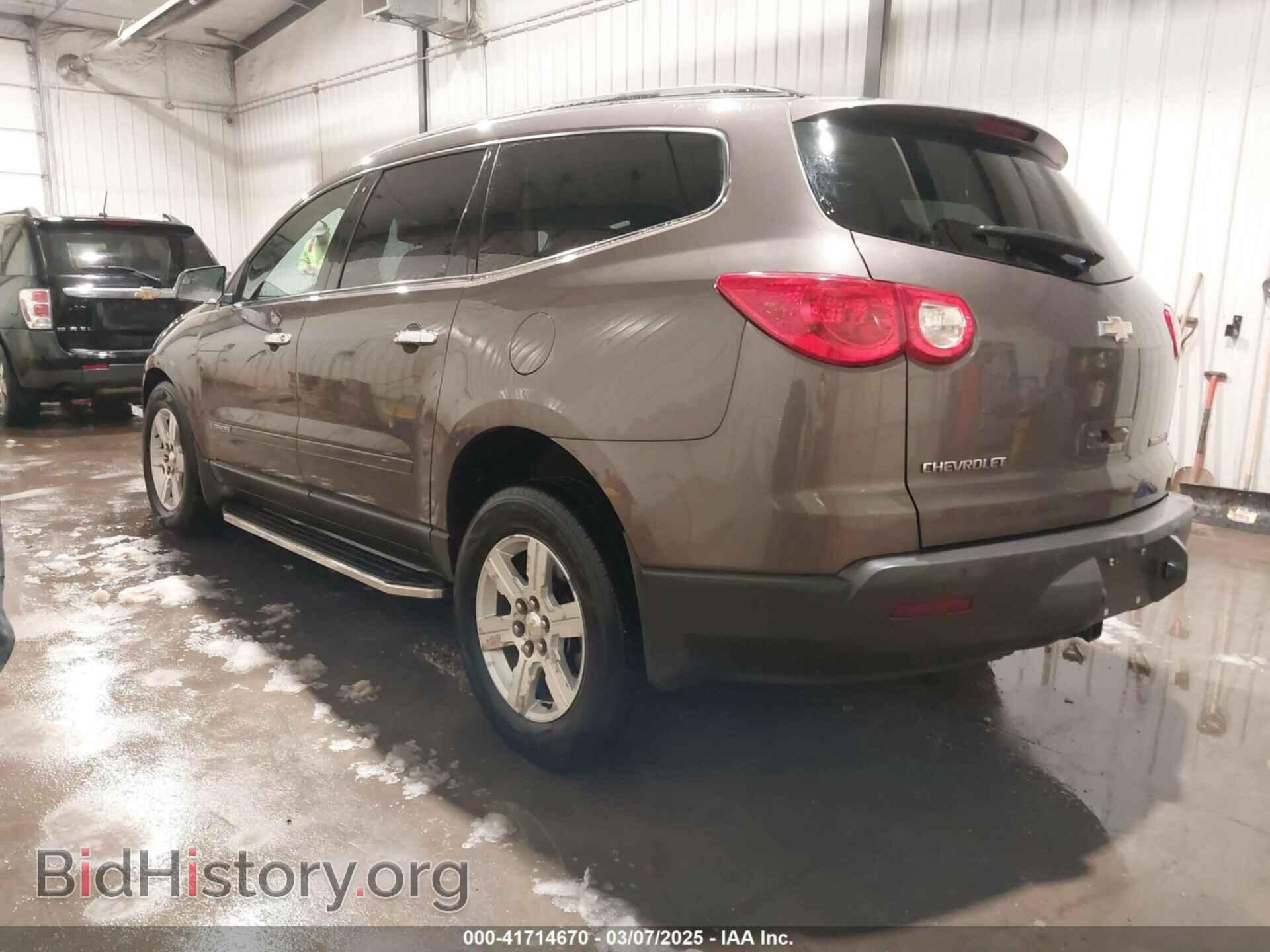 2009 CHEVROLET TRAVERSE - VIN: 1GNER23D69S148166 - Photo 3