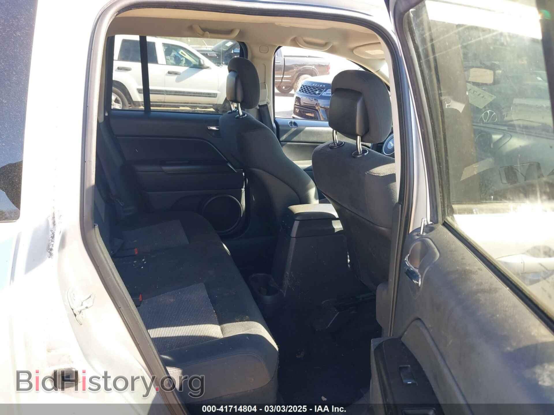 2012 JEEP COMPASS - VIN: 1C4NJDEB4CD676310 - Photo 8