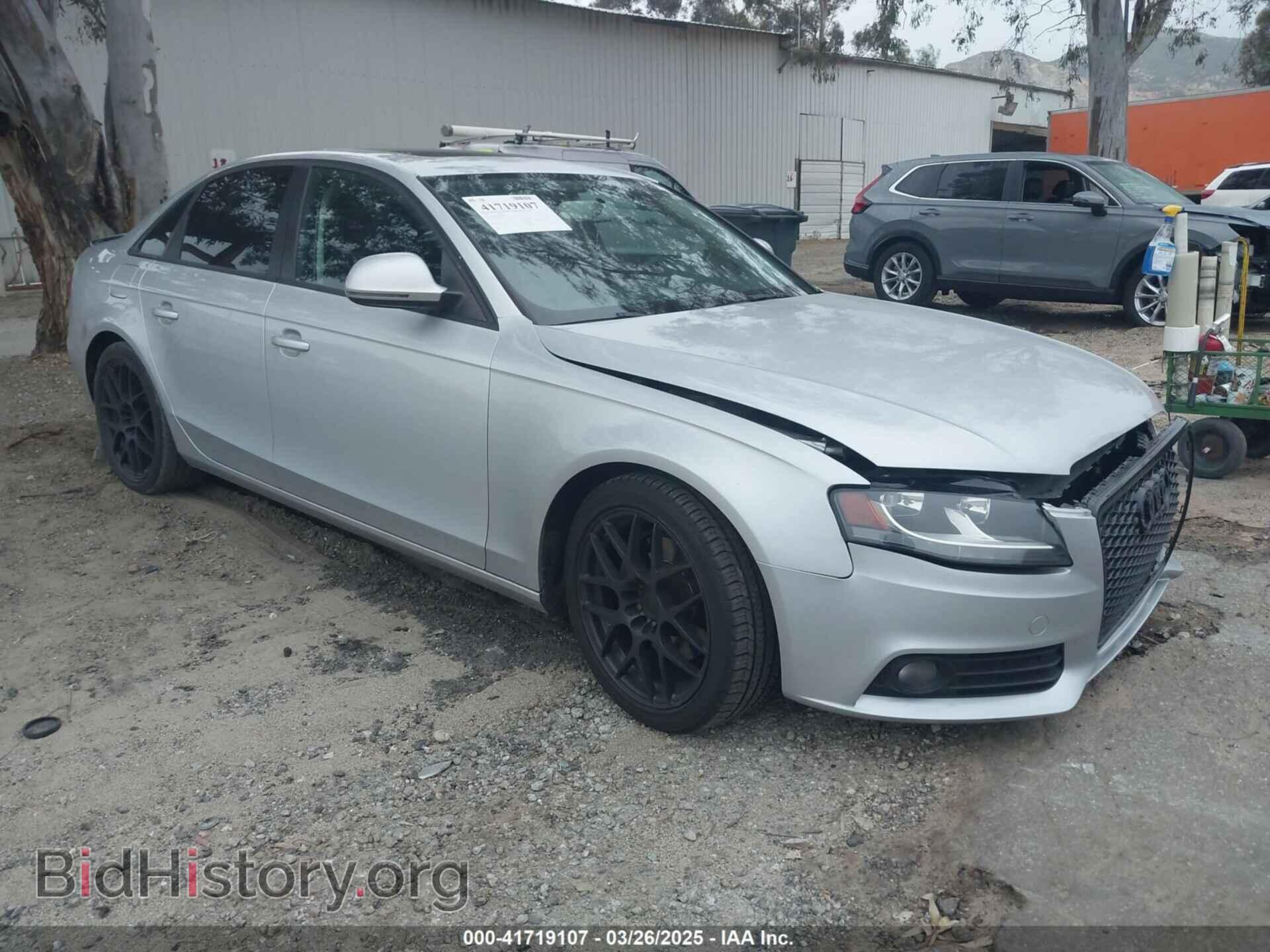 Фотография WAUJF78KX9N046563 - AUDI A4 2009
