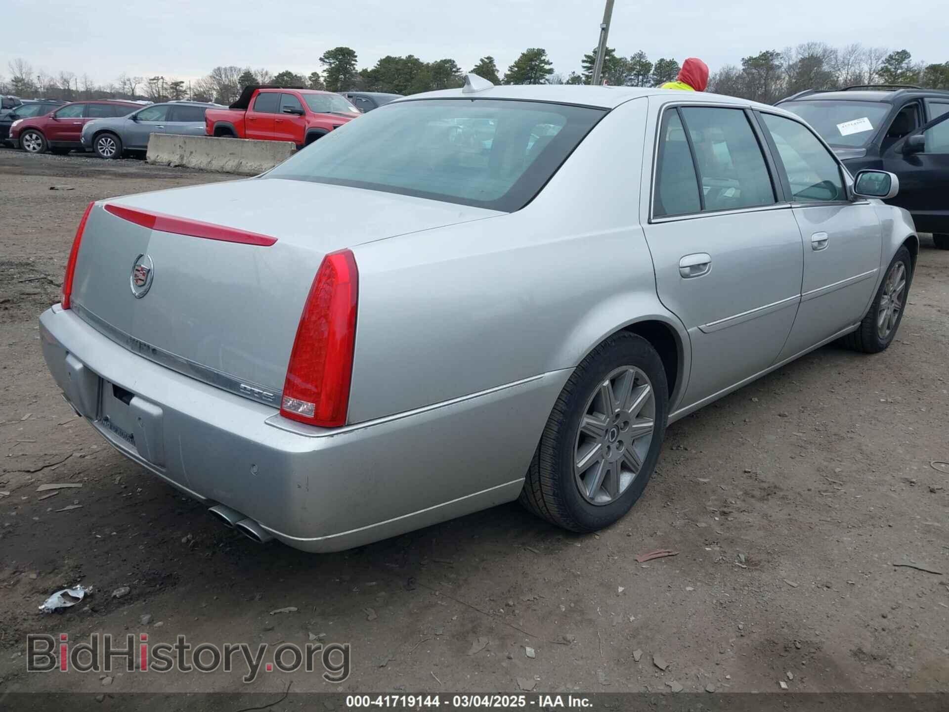 2011 CADILLAC DTS - VIN: 1G6KH5E6XBU128742 - Фото 4