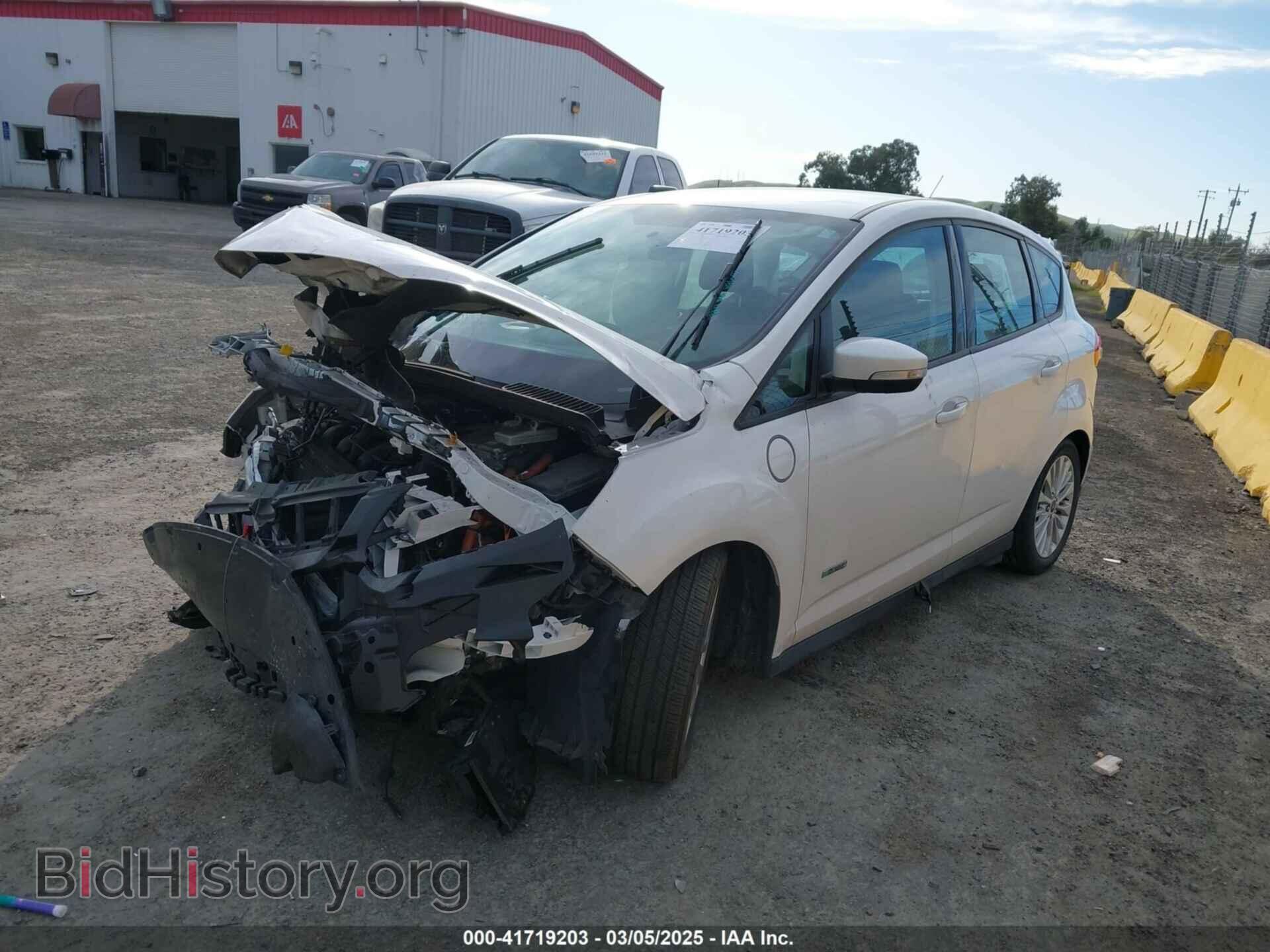 2017 FORD C-MAX ENERGI - VIN: 1FADP5EU6HL105812 - Фото 2