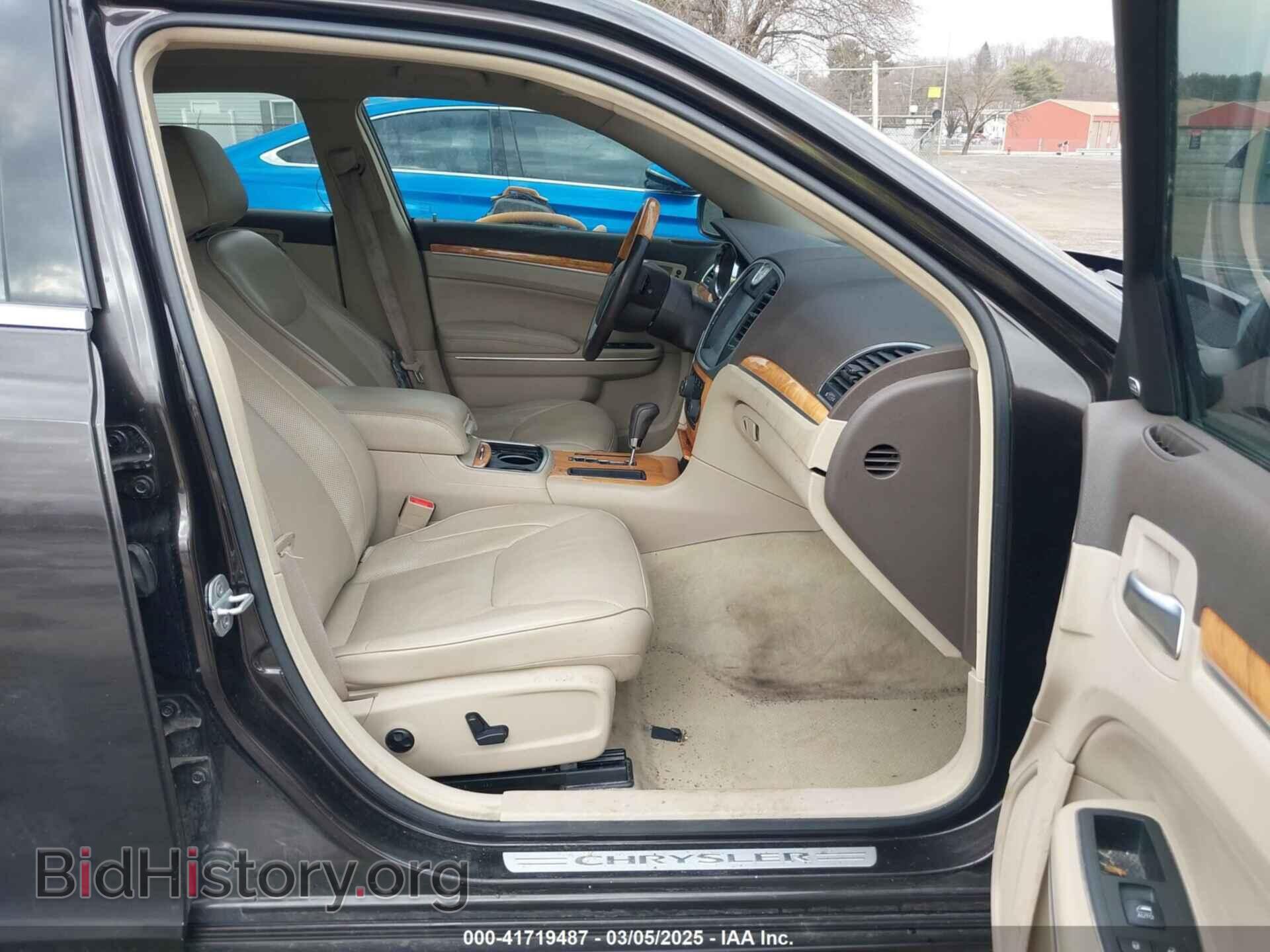 2013 CHRYSLER 300C - VIN: 2C3CCAKT2DH646633 - Фото 5