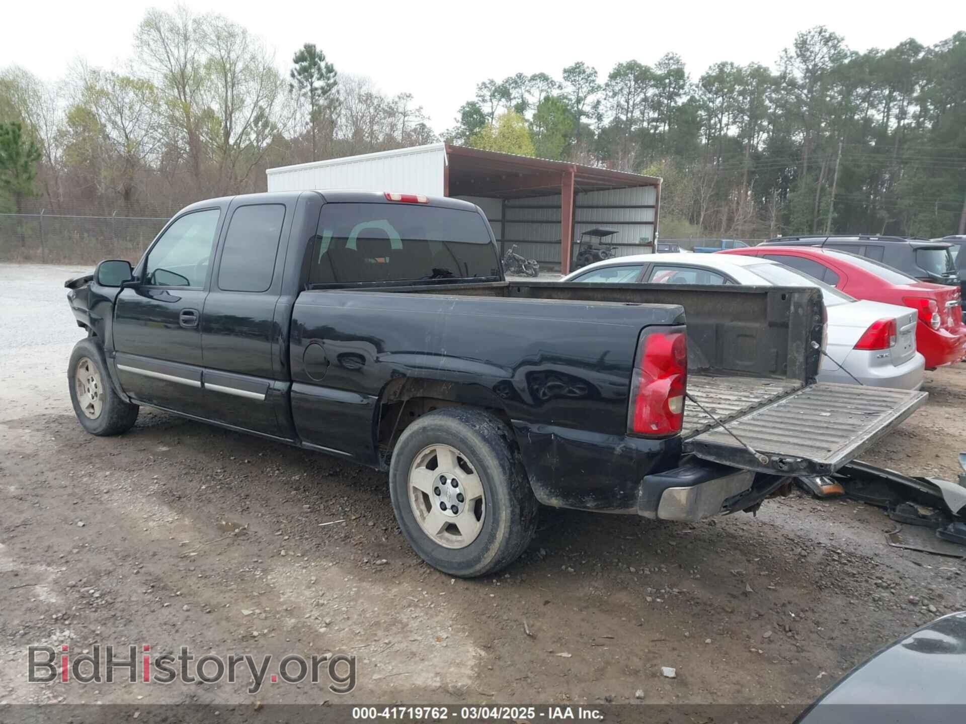 2005 CHEVROLET SILVERADO 1500 - VIN: 2GCEC19VX51221196 - Фото 3
