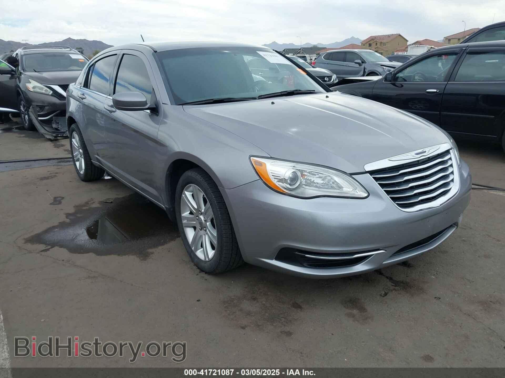 Фотография 1C3CCBBB9DN695638 - CHRYSLER 200 2013