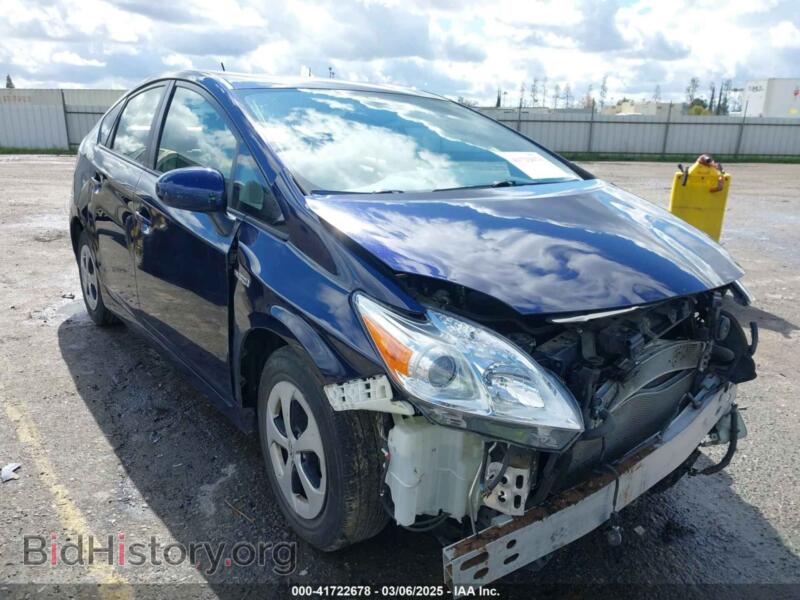 2014 Toyota PRIUS Two (VIN JTDKN3DU8E0363677) — фото 1 из 19, IAAI, повреждение: передняя часть