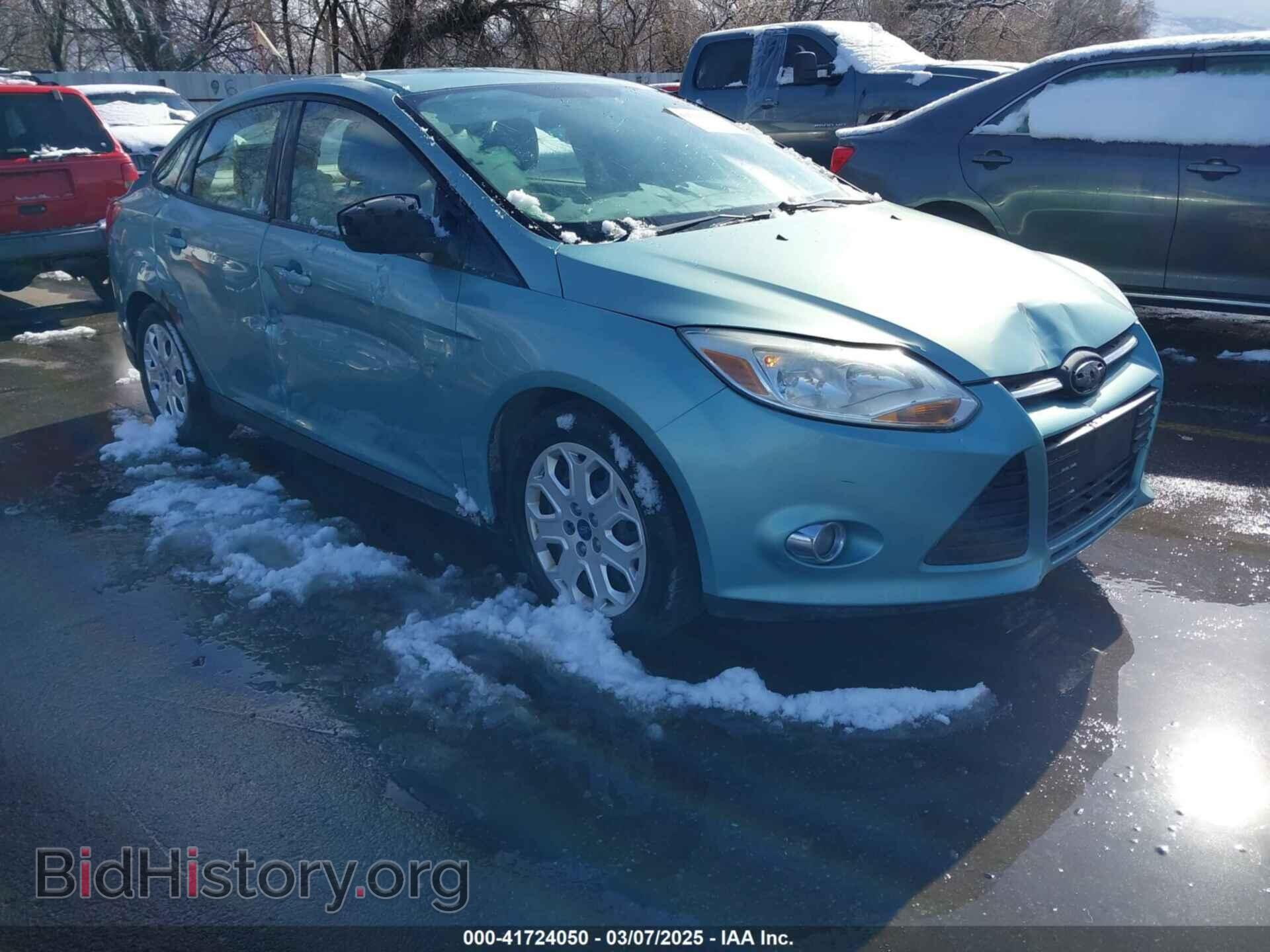Photo 1FAHP3F23CL105052 - FORD FOCUS 2012