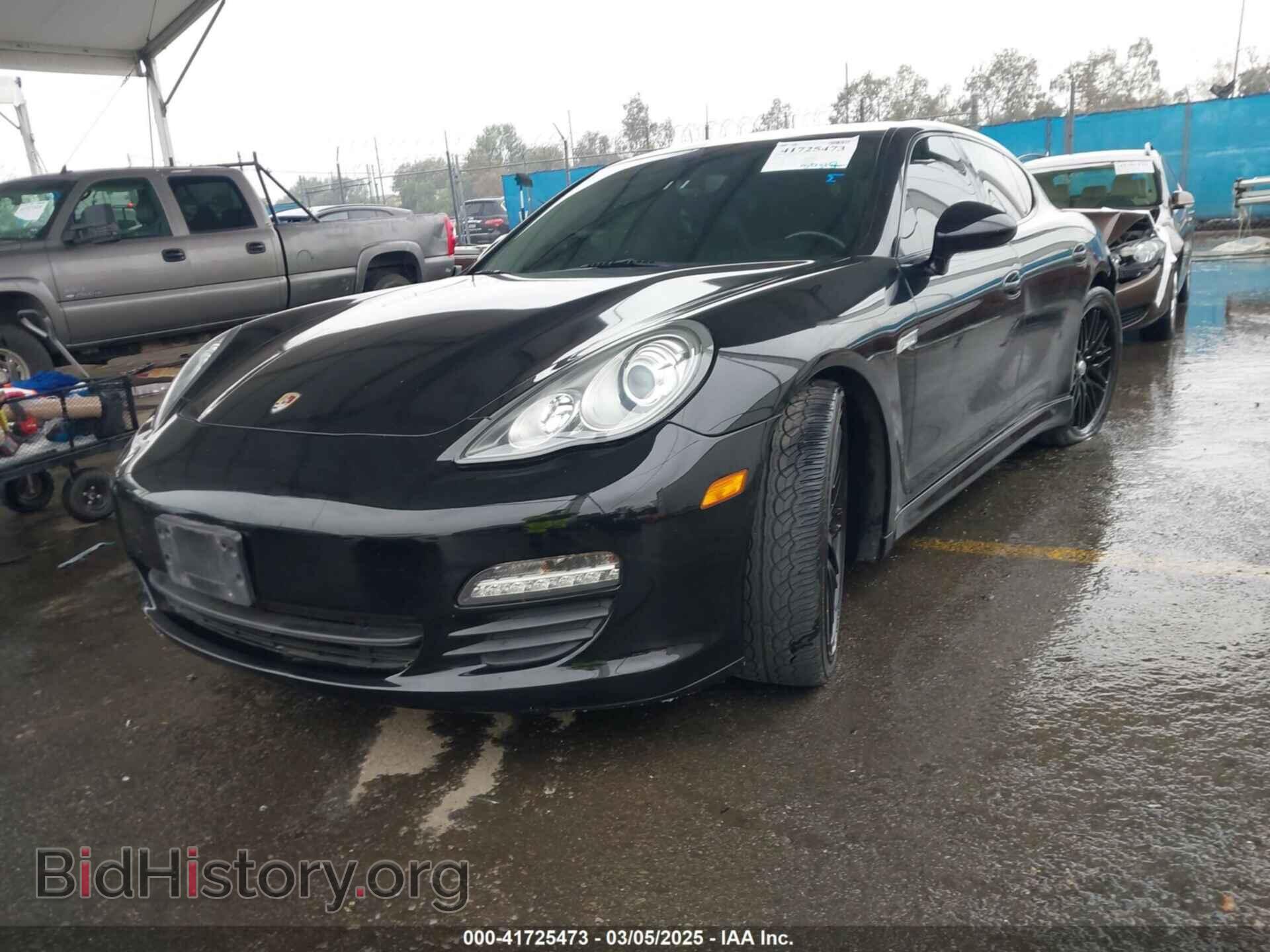 2011 PORSCHE PANAMERA - VIN: WP0AA2A74BL017295 - Фото 2