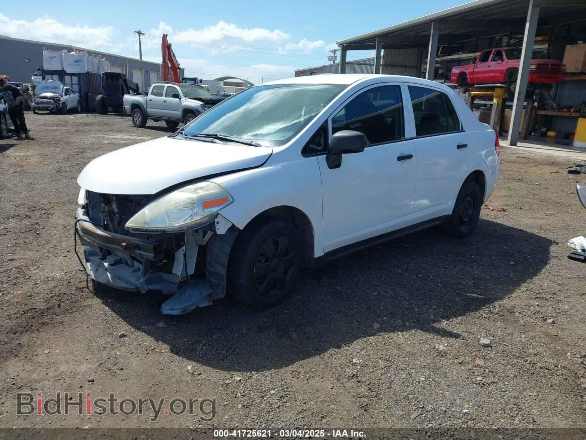 2009 NISSAN VERSA - VIN: 3N1CC11E89L484085 - Фото 2
