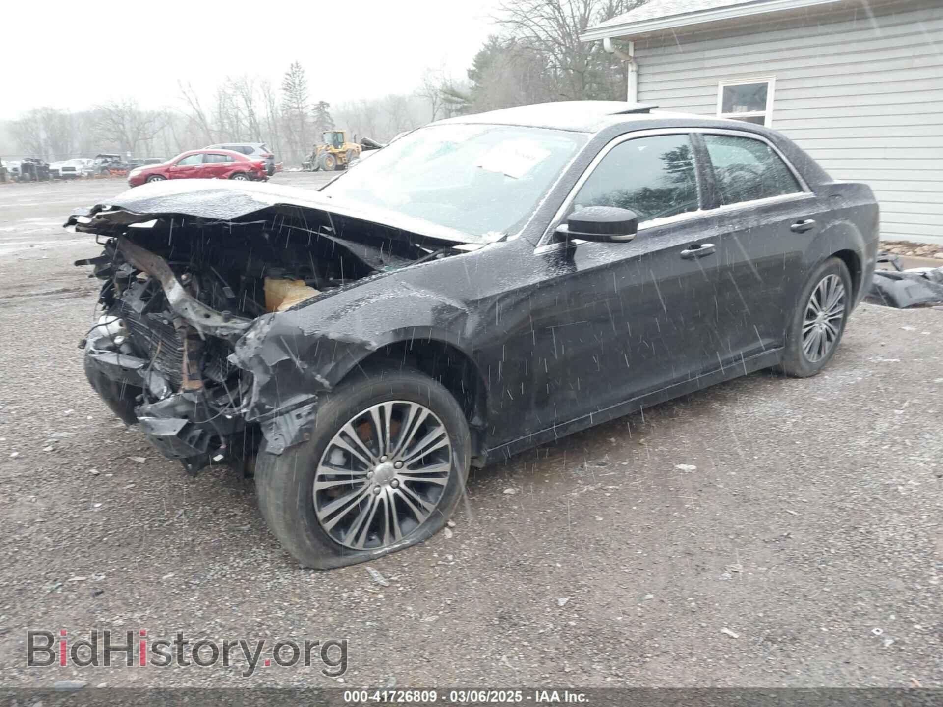 2013 CHRYSLER 300 - VIN: 2C3CCAGG2DH659829 - Фото 2