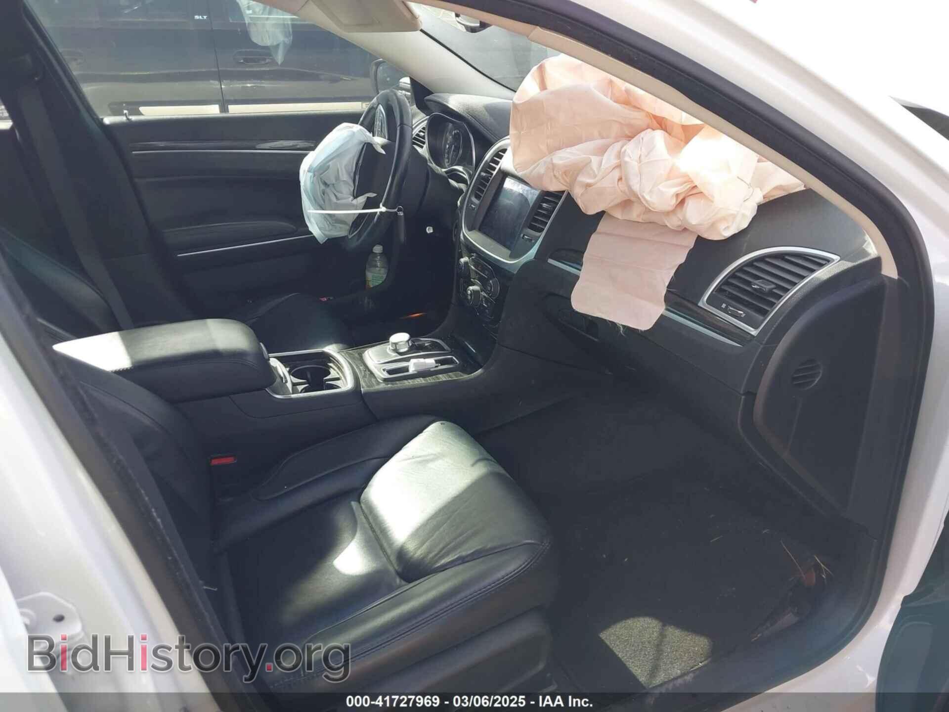2017 CHRYSLER 300 - VIN: 2C3CCAAG3HH584508 - Фото 5