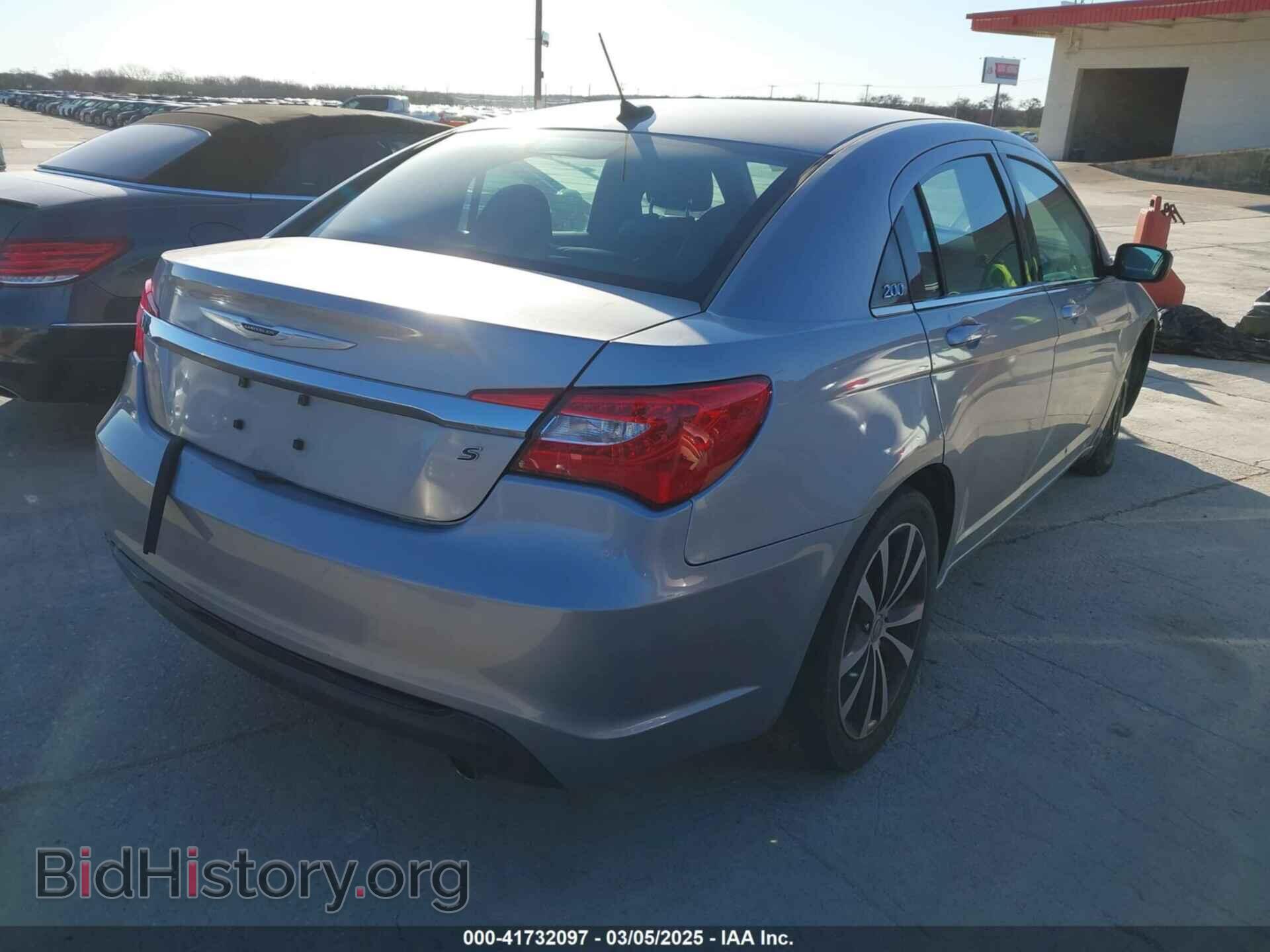 2013 CHRYSLER 200 - VIN: 1C3CCBCG4DN522524 - Фото 4