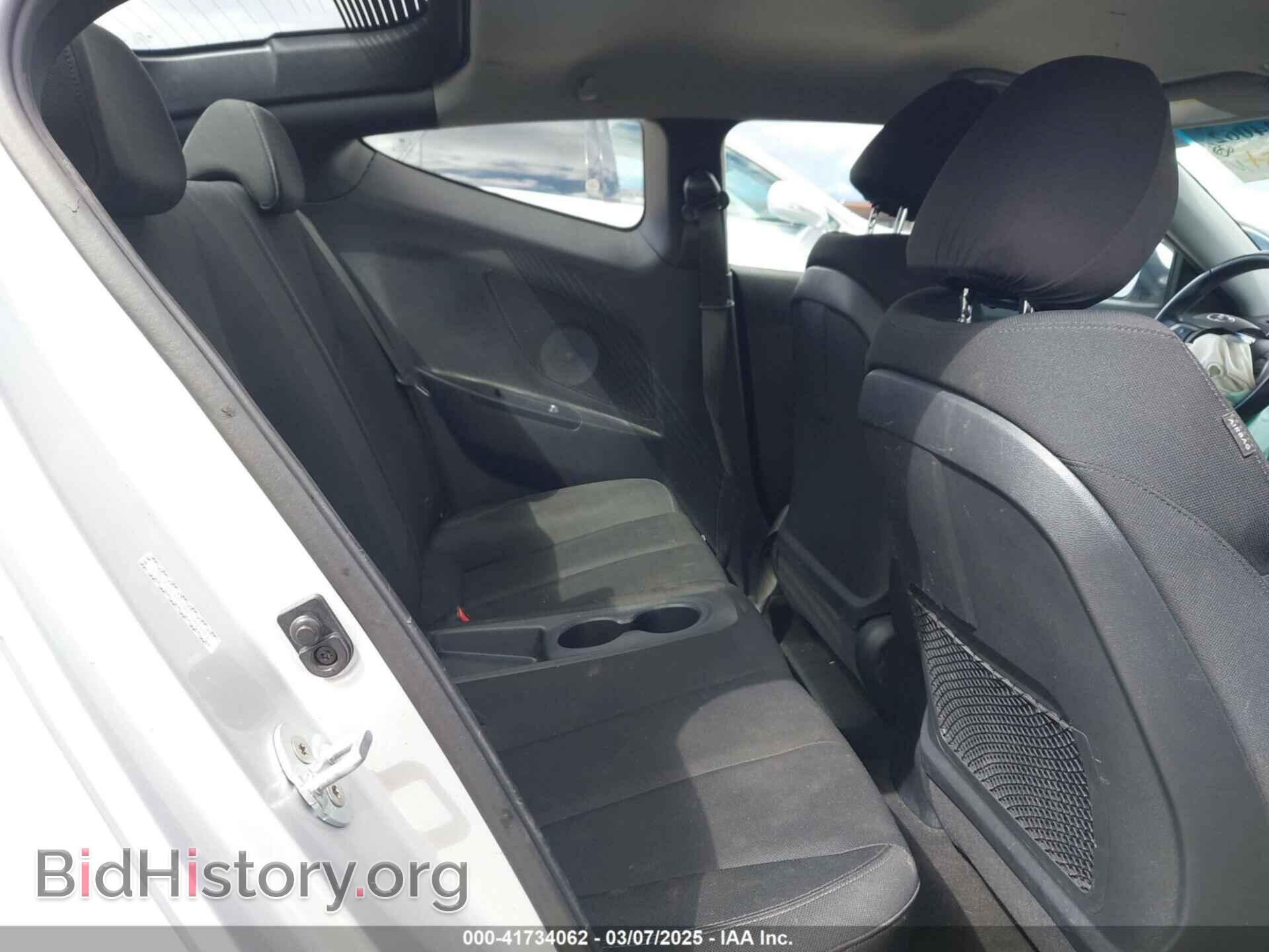 2017 HYUNDAI VELOSTER - VIN: KMHTC6AD2HU308084 - Фото 8