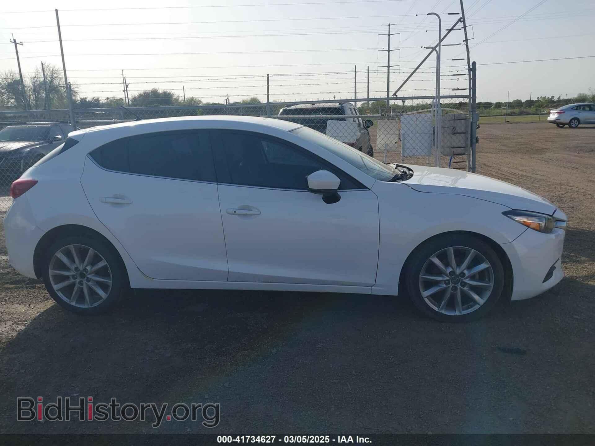 2017 MAZDA MAZDA3 - VIN: 3MZBN1L77HM157118 - Фото 13