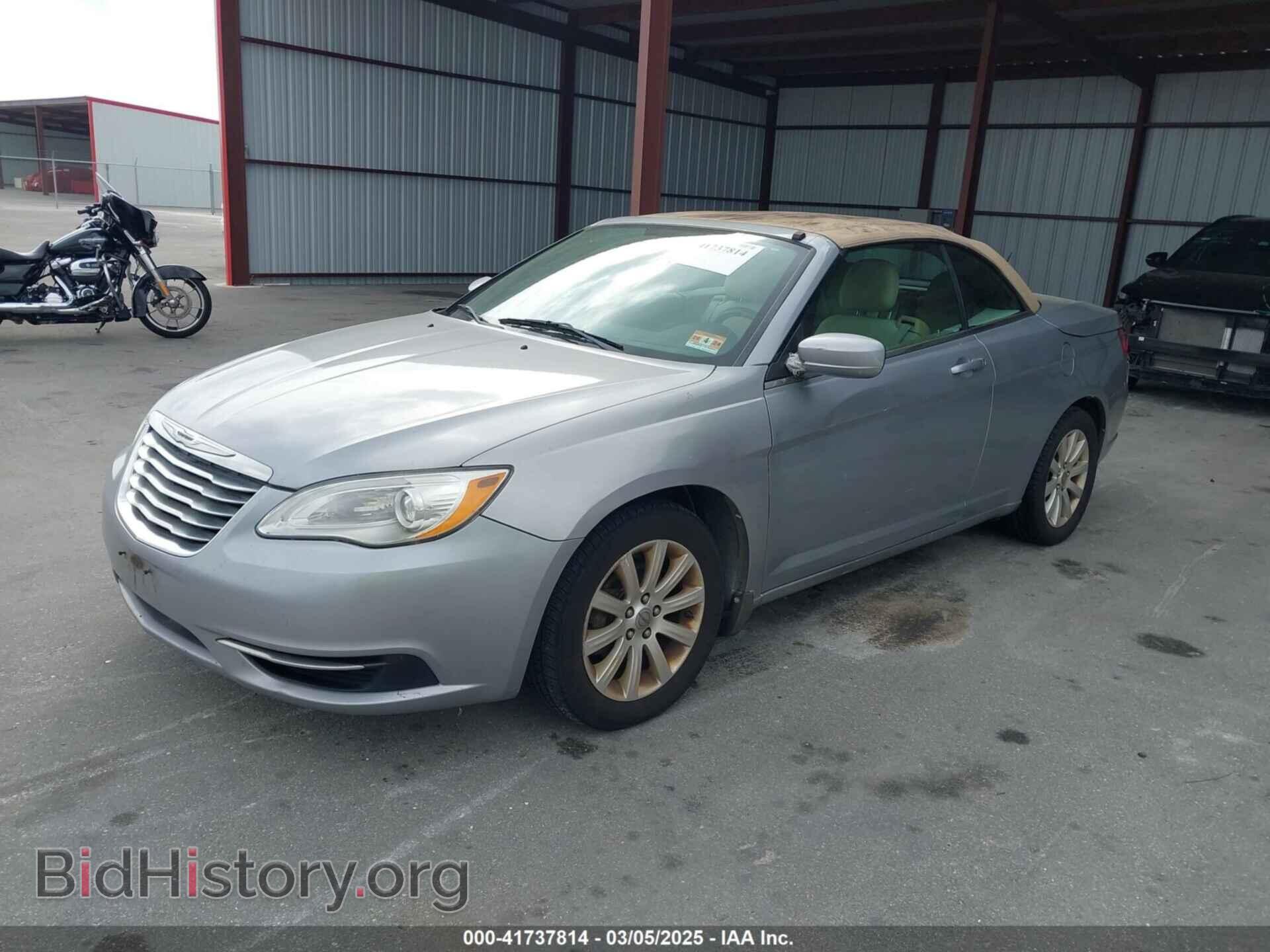 2013 CHRYSLER 200 - VIN: 1C3BCBEB7DN511739 - Фото 2