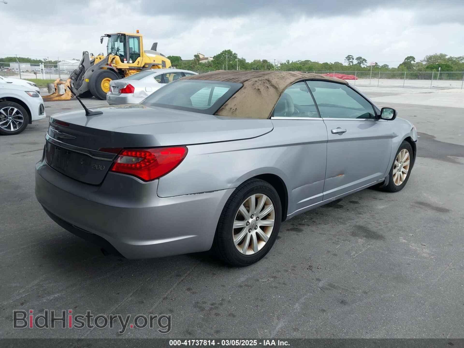 2013 CHRYSLER 200 - VIN: 1C3BCBEB7DN511739 - Фото 4