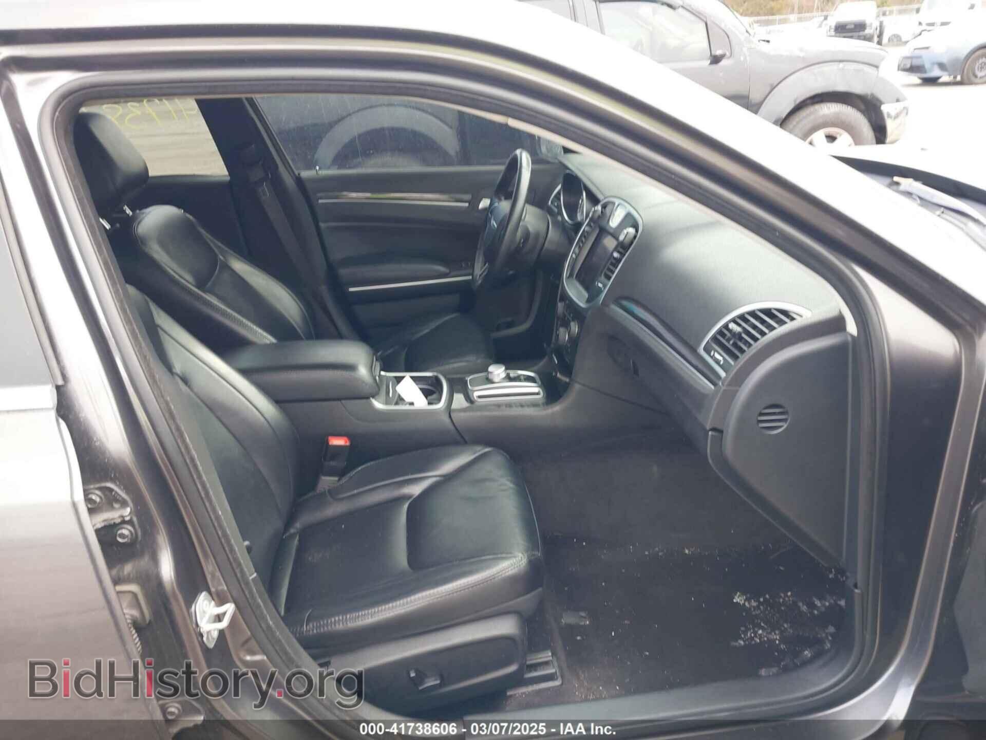 2017 CHRYSLER 300 - VIN: 2C3CCAAG7HH617820 - Фото 5