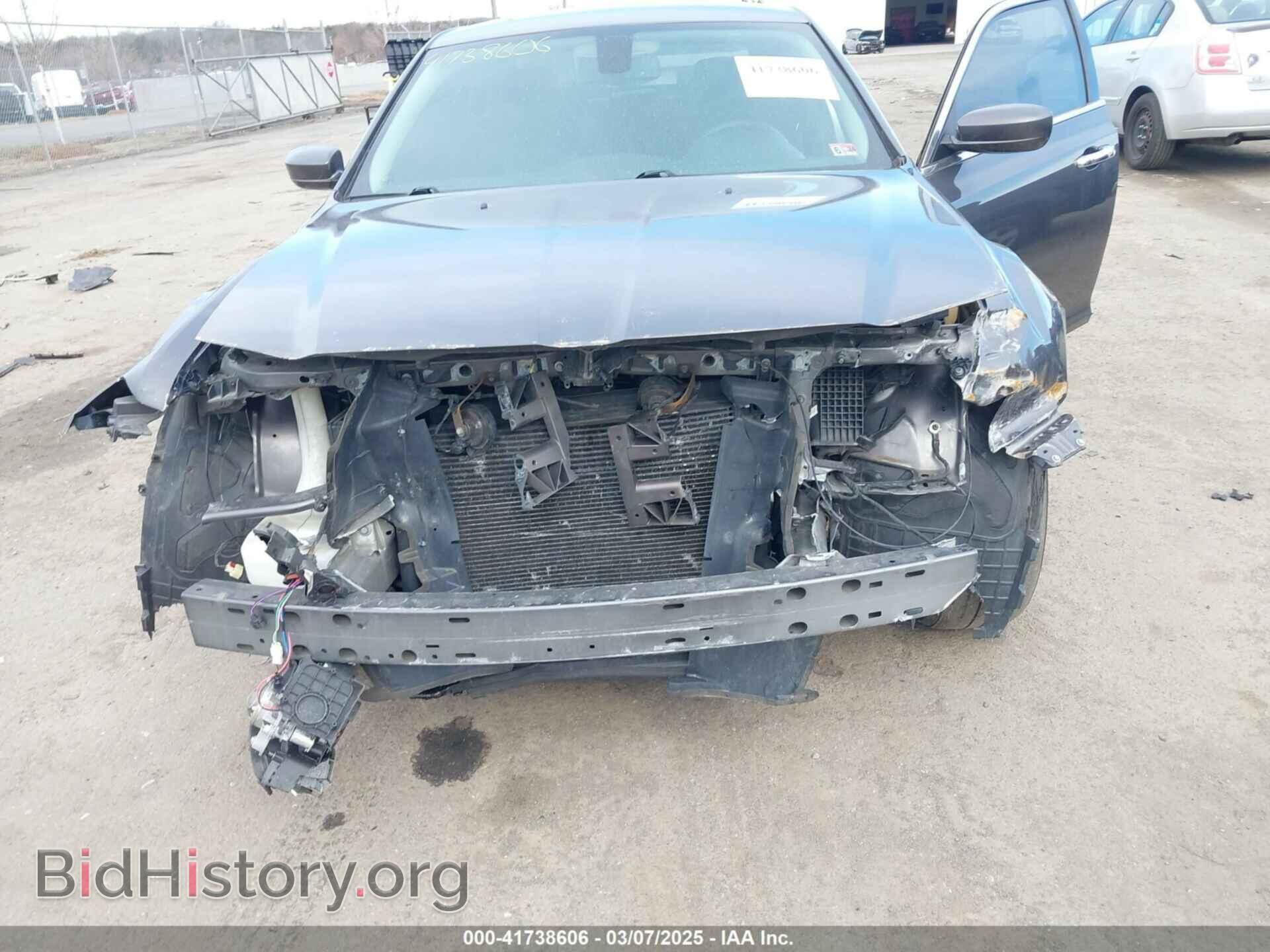 2017 CHRYSLER 300 - VIN: 2C3CCAAG7HH617820 - Фото 6