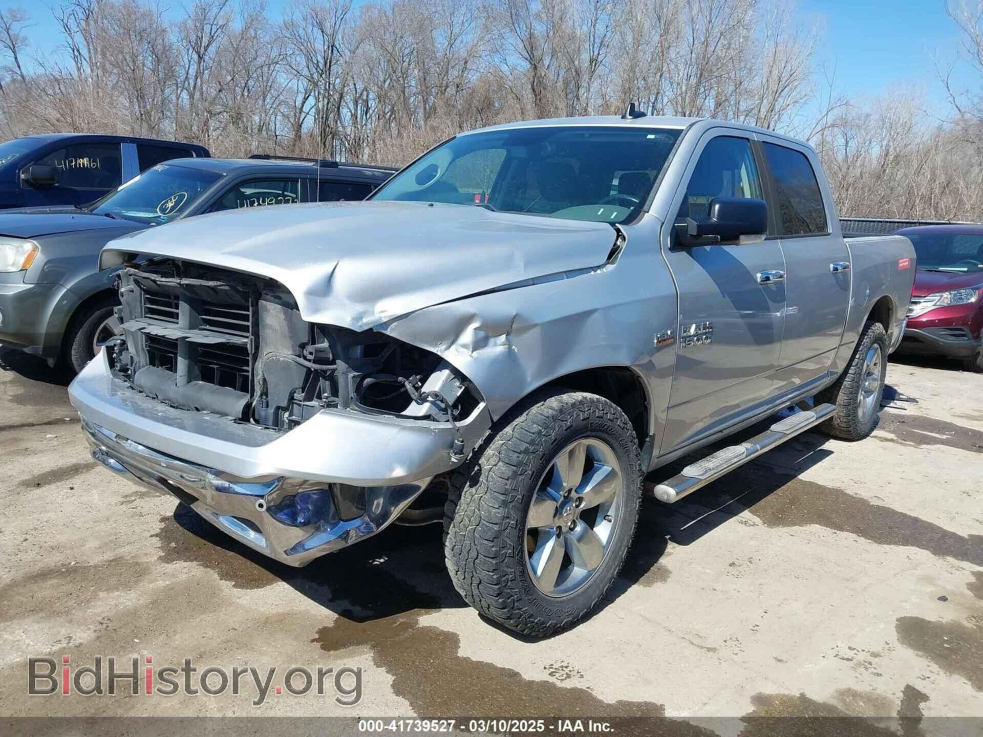 2016 RAM 1500 - VIN: 3C6RR7LT3GG361022 - Фото 2