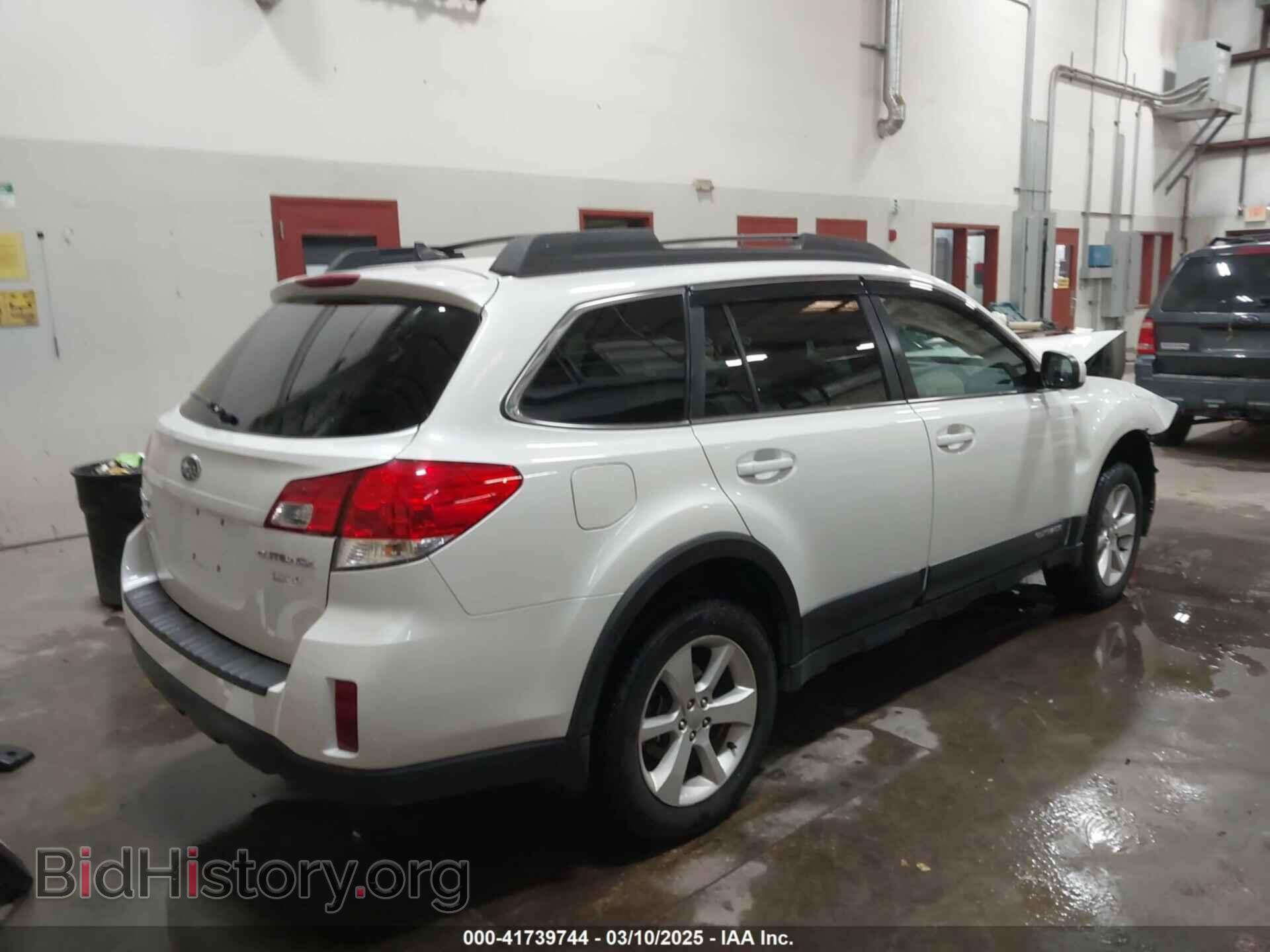 2014 SUBARU OUTBACK - VIN: 4S4BRBDC4E3238319 - Фото 4