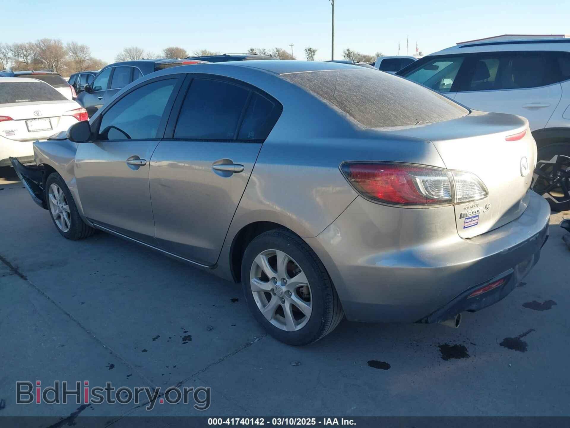 2011 MAZDA MAZDA3 - VIN: JM1BL1VG6B1435453 - Фото 3