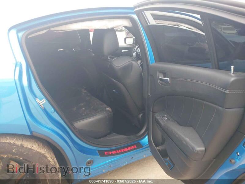 2023 Dodge CHARGER (VIN 2C3CDXGJ4PH598063) — photo 8 of 15