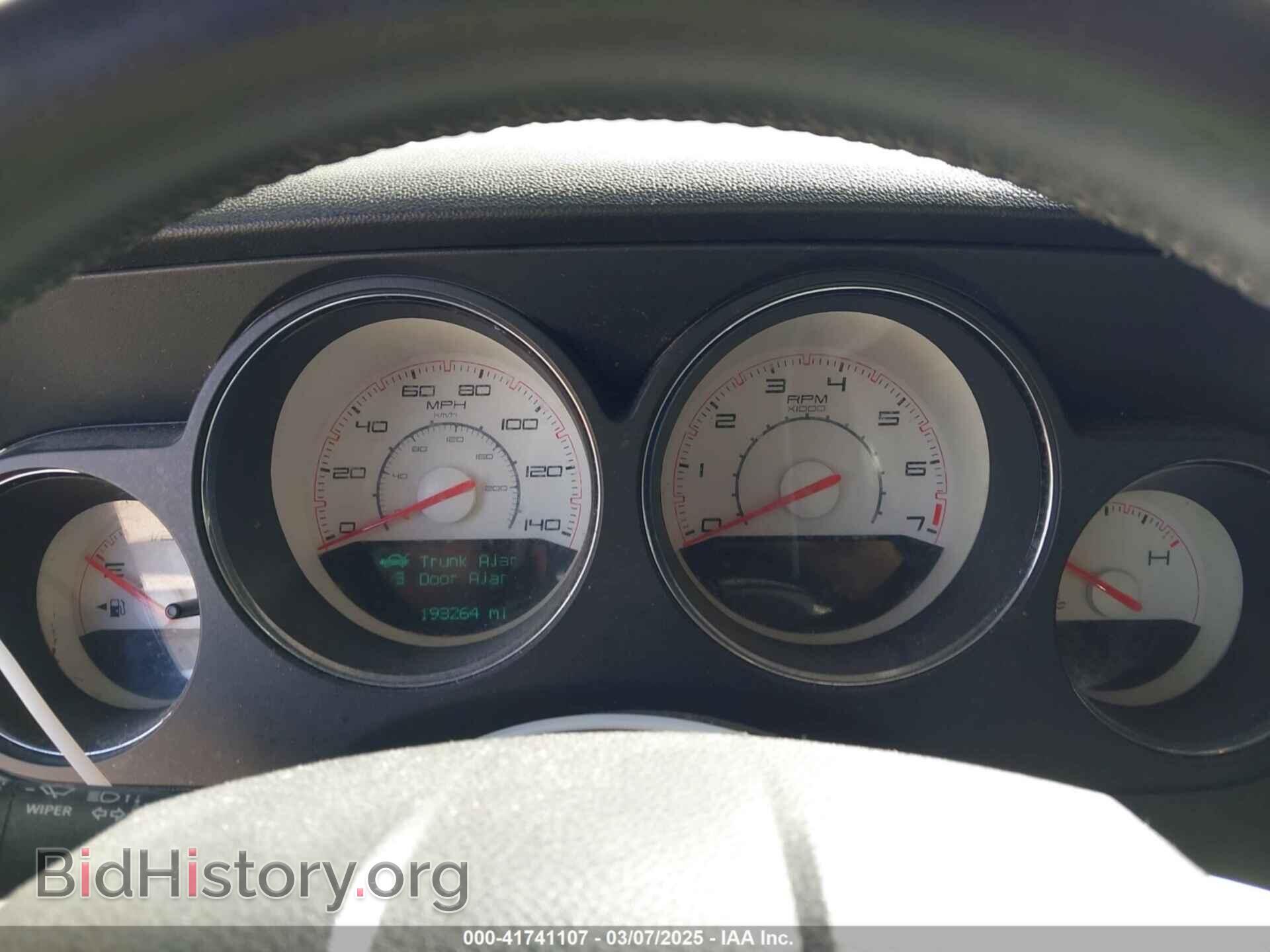 2014 DODGE CHALLENGER - VIN: 2C3CDYAG4EH101237 - Фото 7