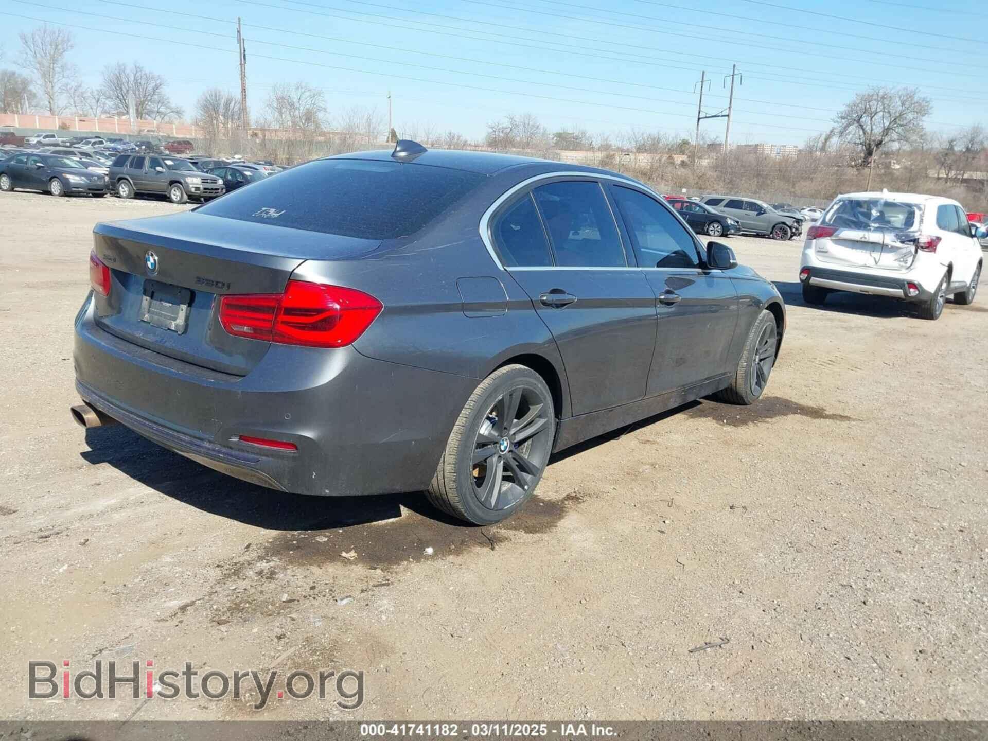 2017 BMW 330I - VIN: WBA8D9C36HA004624 - Фото 4