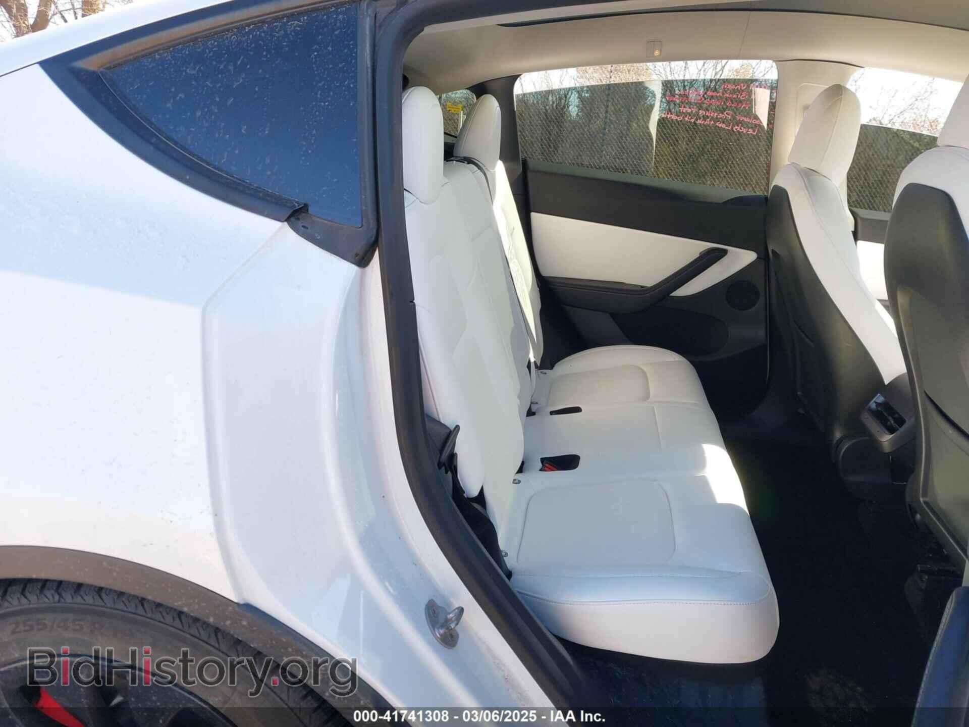2022 TESLA MODEL Y - VIN: 7SAYGDEF2NF372096 - Фото 8