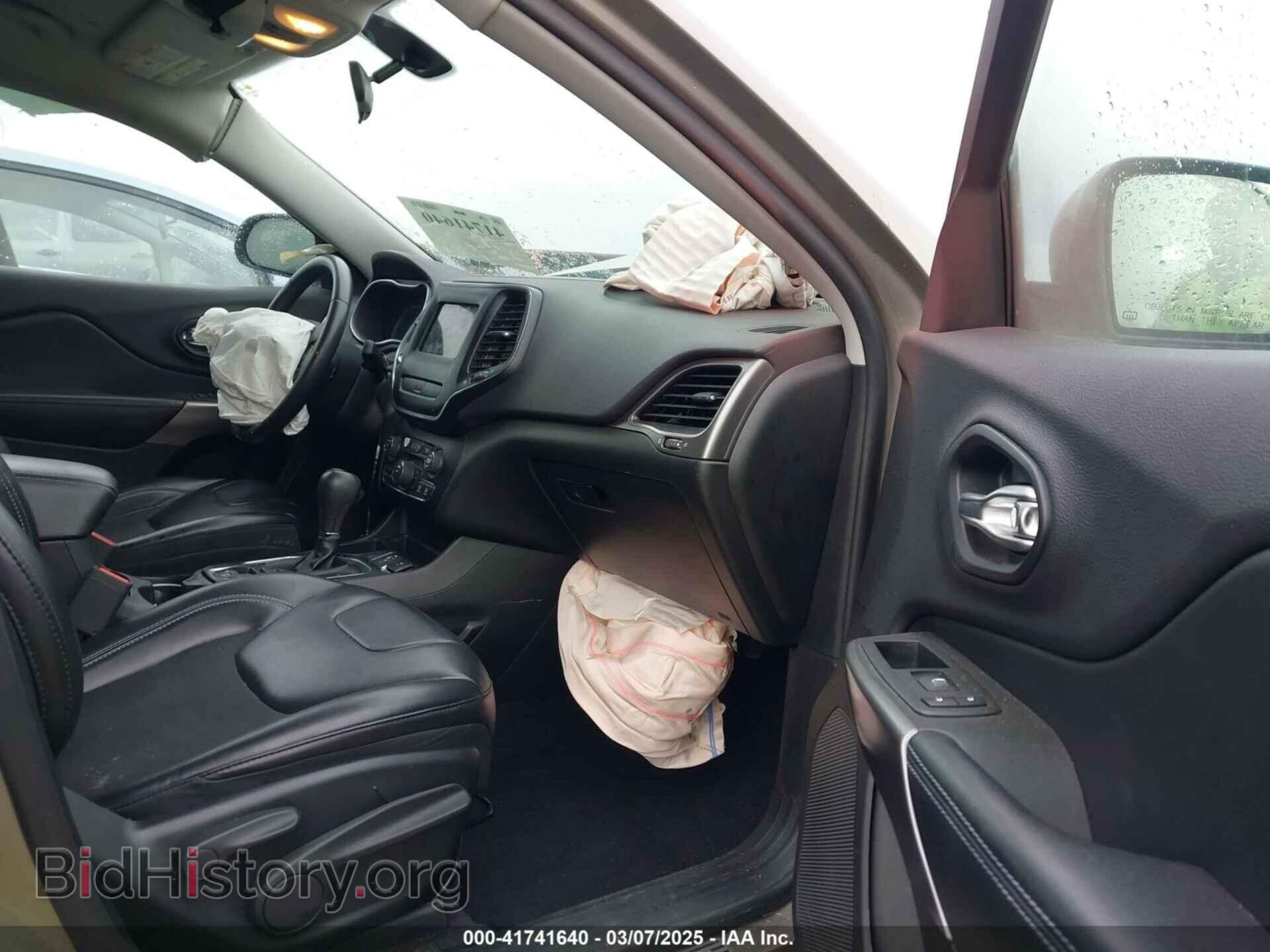 2019 JEEP CHEROKEE - VIN: 1C4PJLLB3KD146186 - Фото 5
