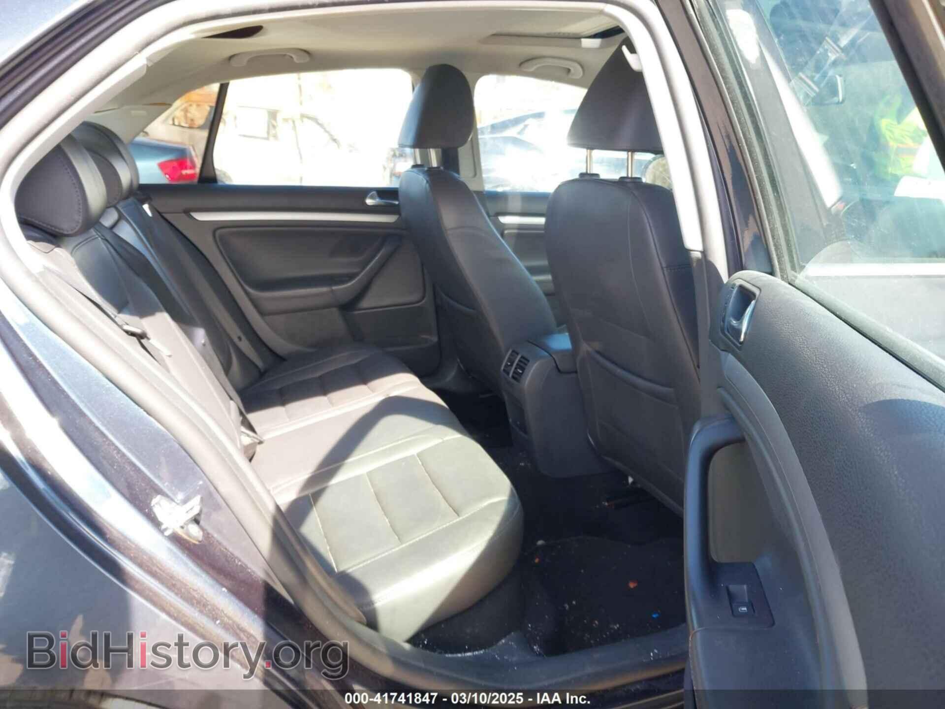 2009 VOLKSWAGEN JETTA - VIN: 3VWRZ71K59M057372 - Фото 8