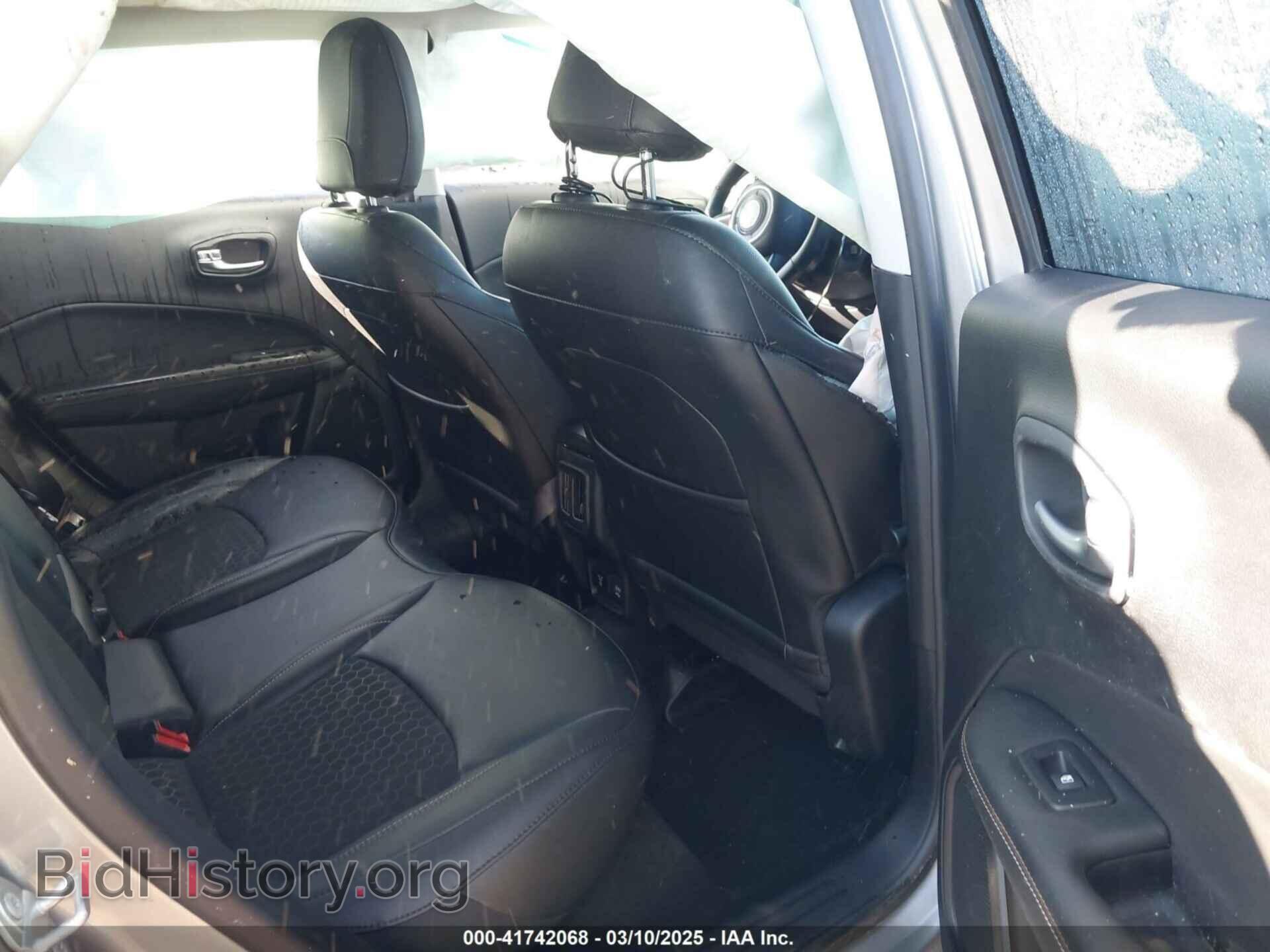 2019 JEEP COMPASS - VIN: 3C4NJDBB8KP670550 - Фото 8