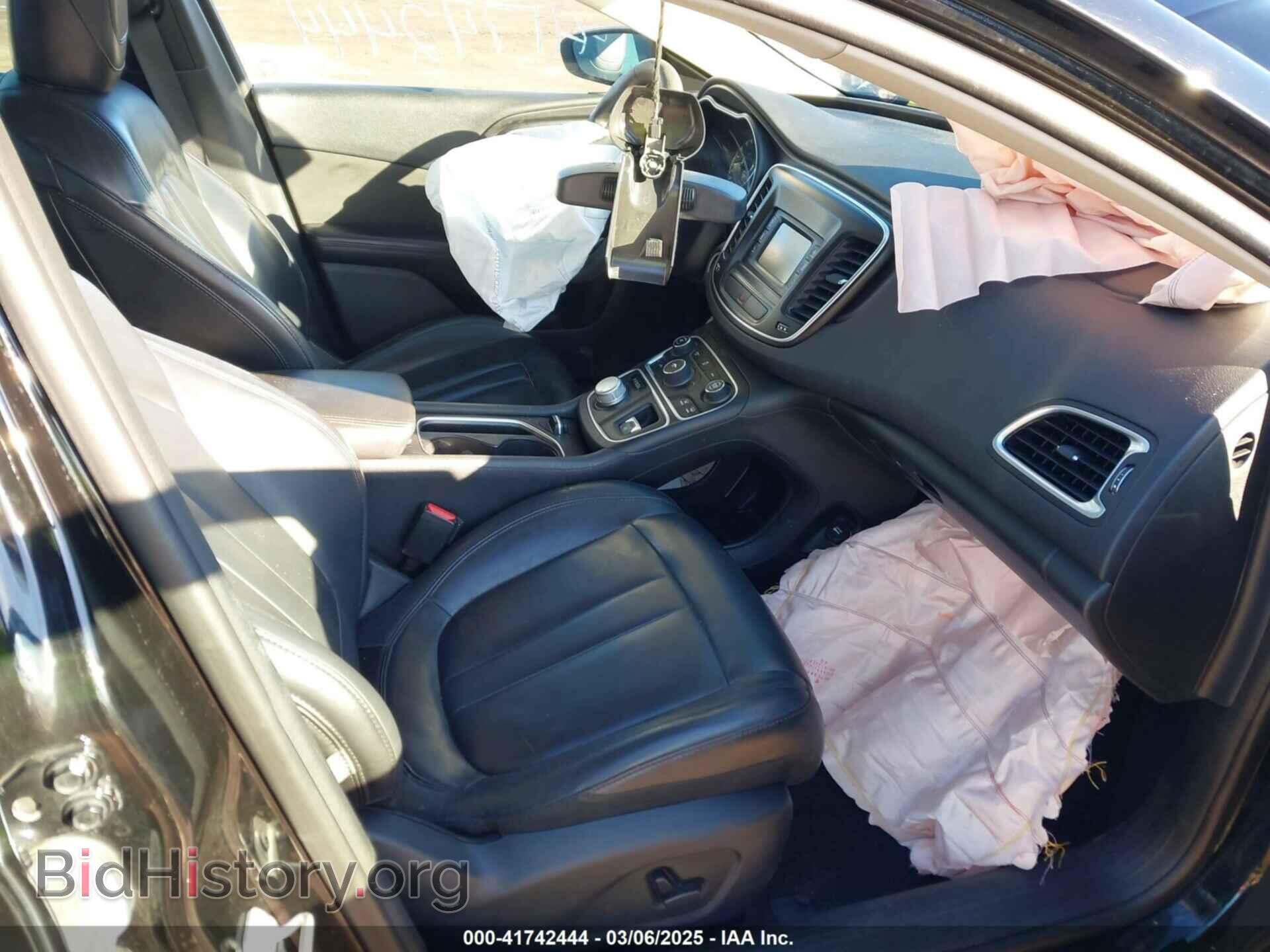2016 CHRYSLER 200 - VIN: 1C3CCCAB0GN185626 - Фото 5