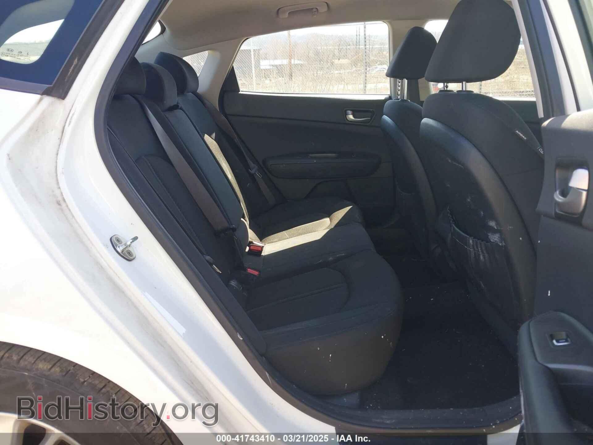 2016 KIA OPTIMA - VIN: KNAGT4L33G5082111 - Фото 8