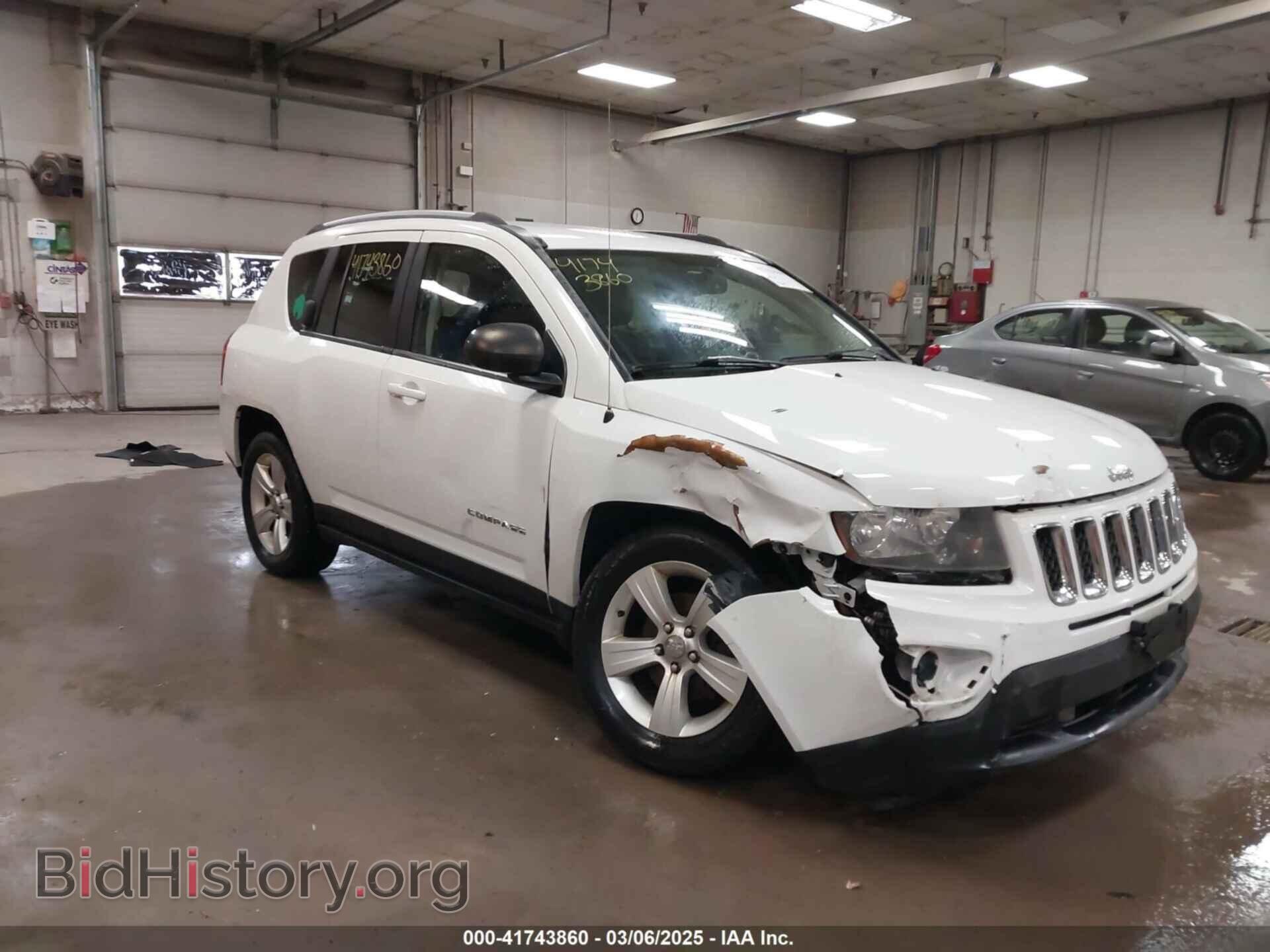 Photo 1C4NJDBB0GD571810 - JEEP COMPASS 2016
