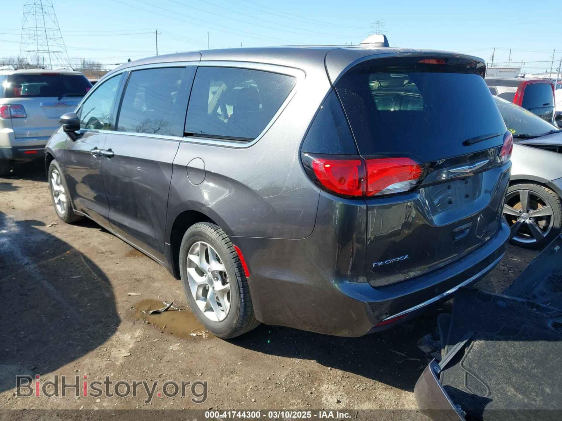 2019 CHRYSLER PACIFICA - VIN: 2C4RC1FG3KR708986 - Фото 3
