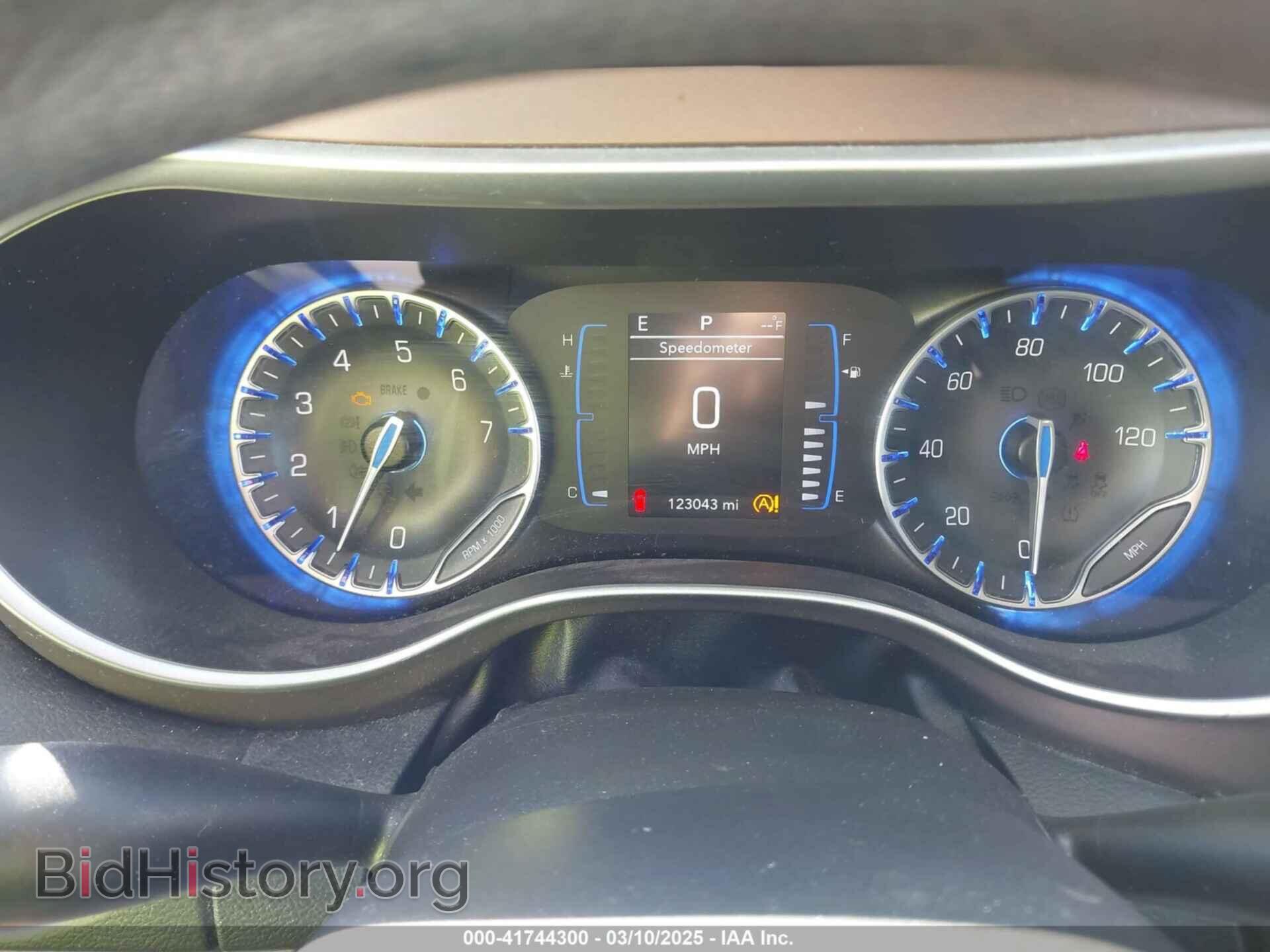 2019 CHRYSLER PACIFICA - VIN: 2C4RC1FG3KR708986 - Фото 7