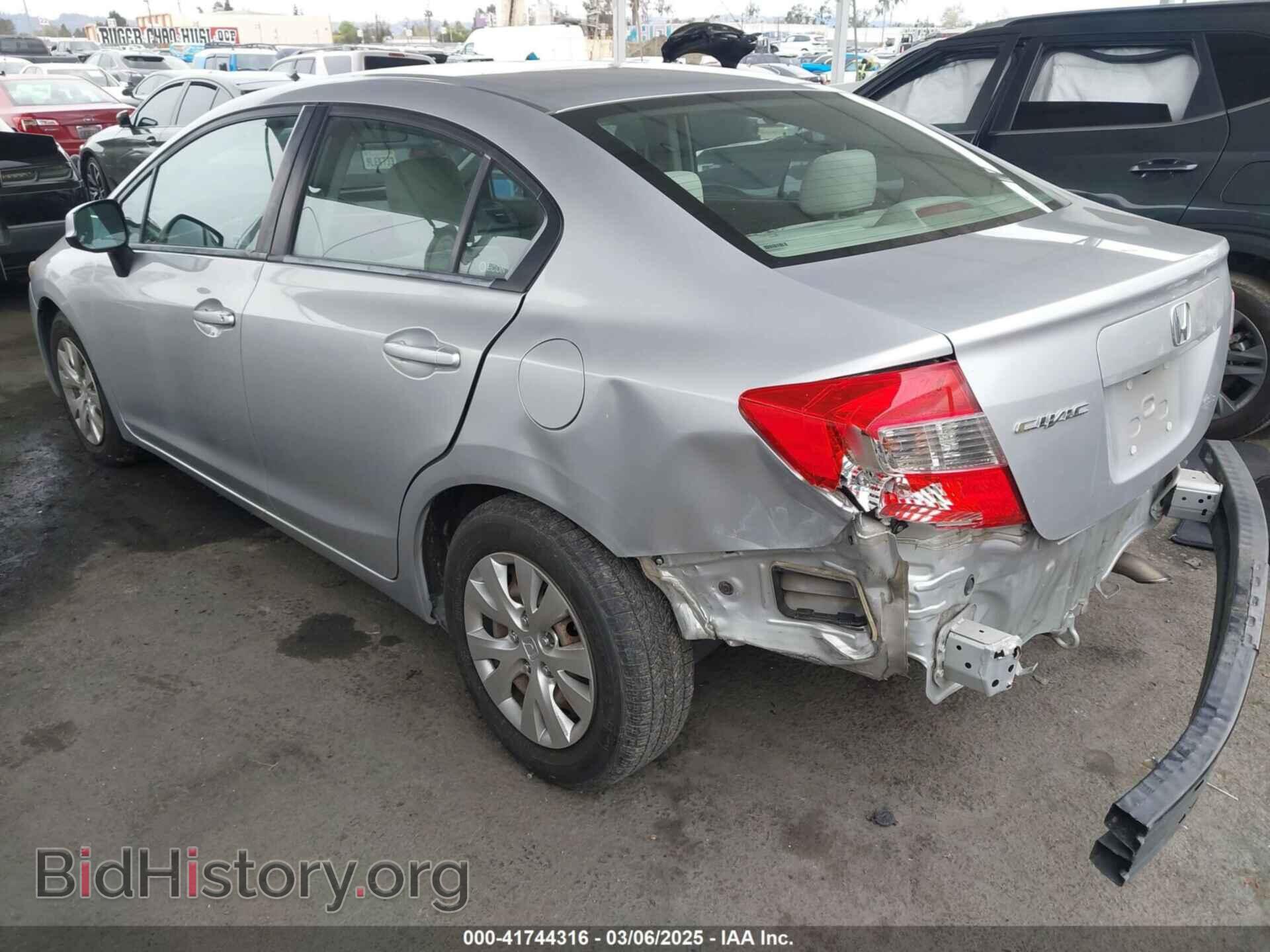 2012 HONDA CIVIC - VIN: 19XFB2F56CE342924 - Фото 3