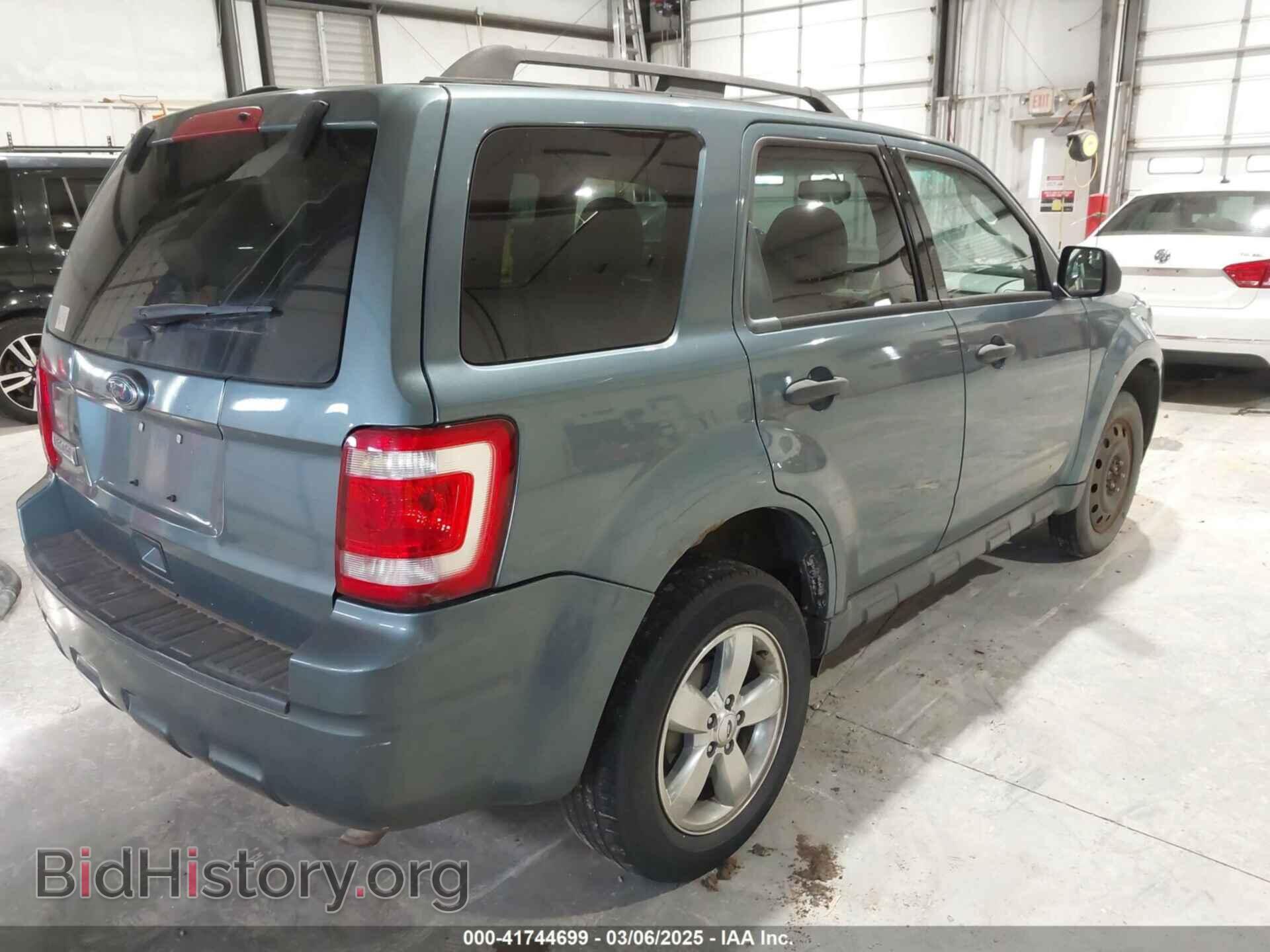 2011 FORD ESCAPE - VIN: 1FMCU0D78BKB78606 - Фото 4