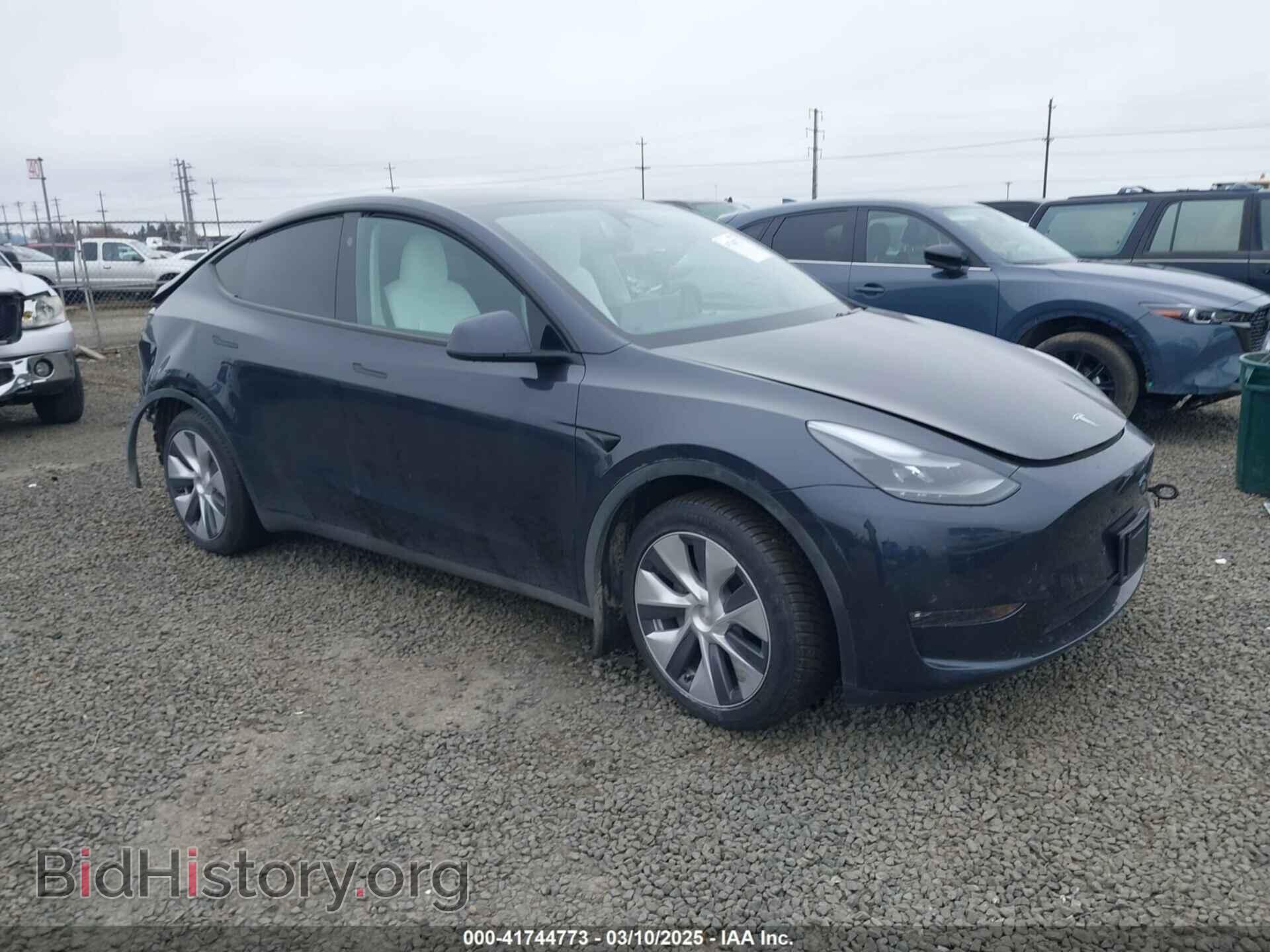 Фотография 7SAYGDEEXRF073775 - TESLA MODEL Y 2024