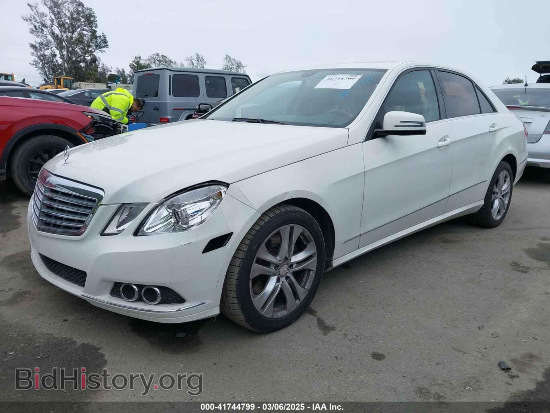 2010 MERCEDES-BENZ E-CLASS - VIN: WDDHF5GB7AA025274 - Фото 2
