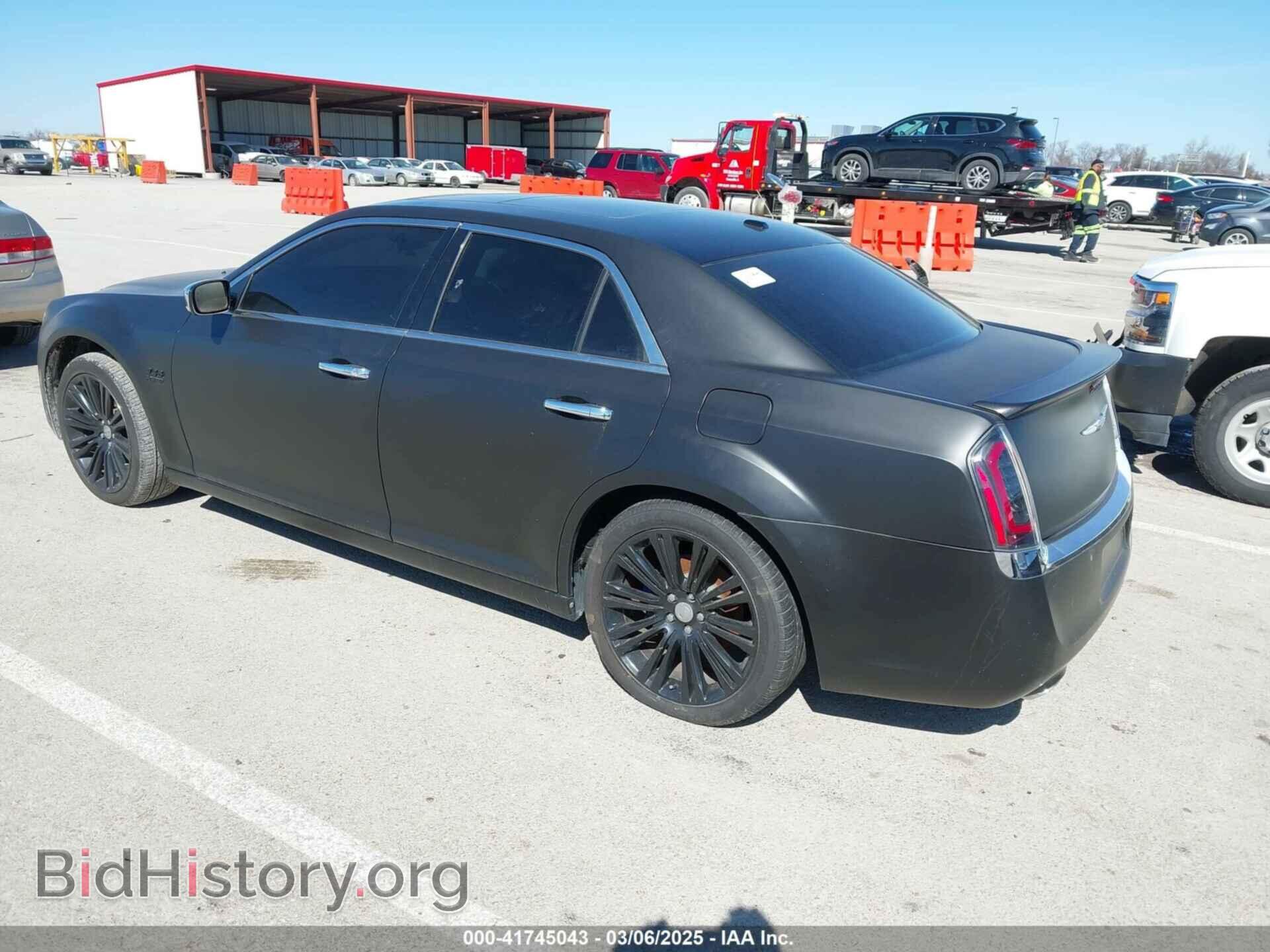 2011 CHRYSLER 300C - VIN: 2C3CA6CT0BH563149 - Фото 3