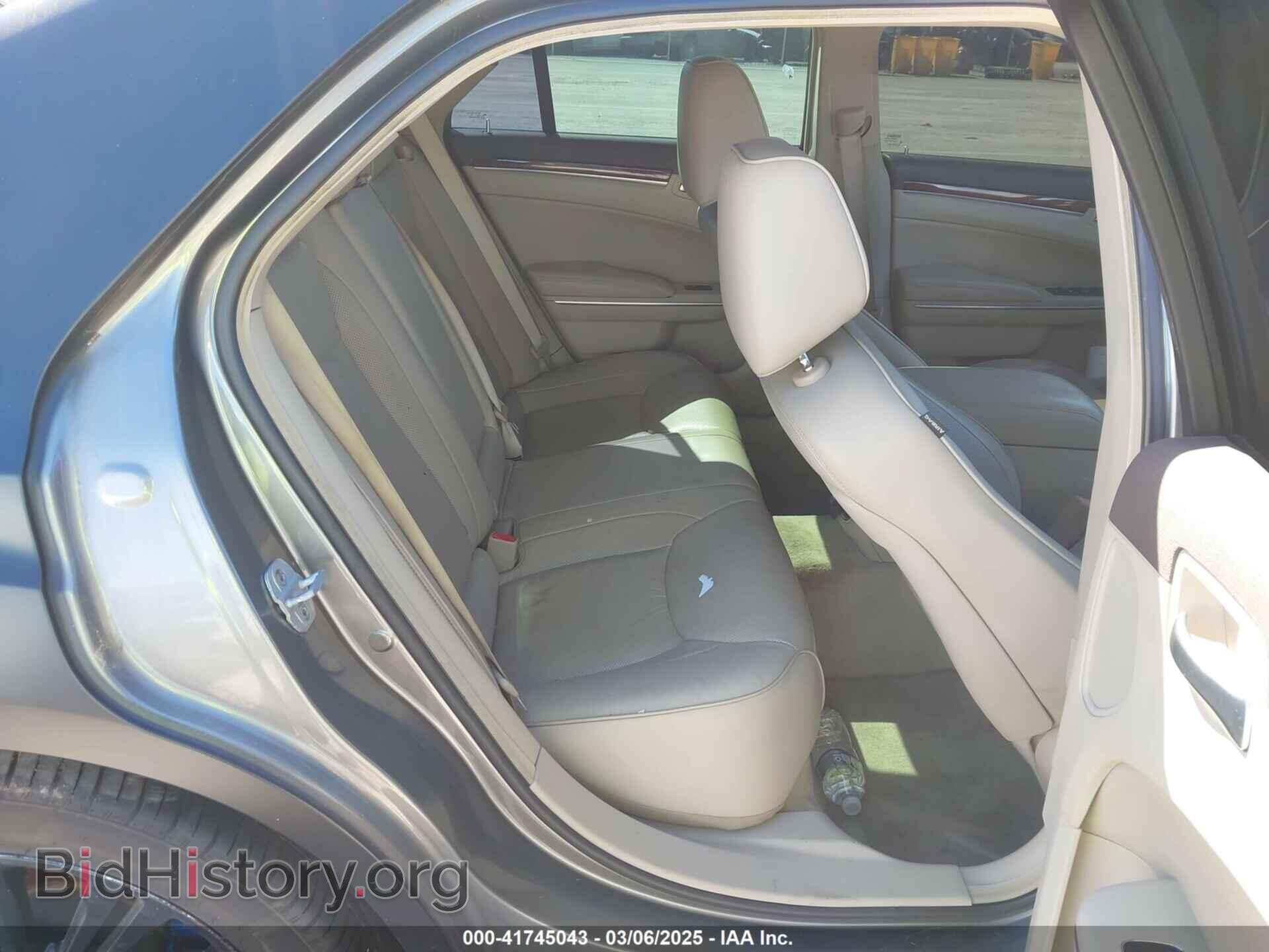 2011 CHRYSLER 300C - VIN: 2C3CA6CT0BH563149 - Фото 8
