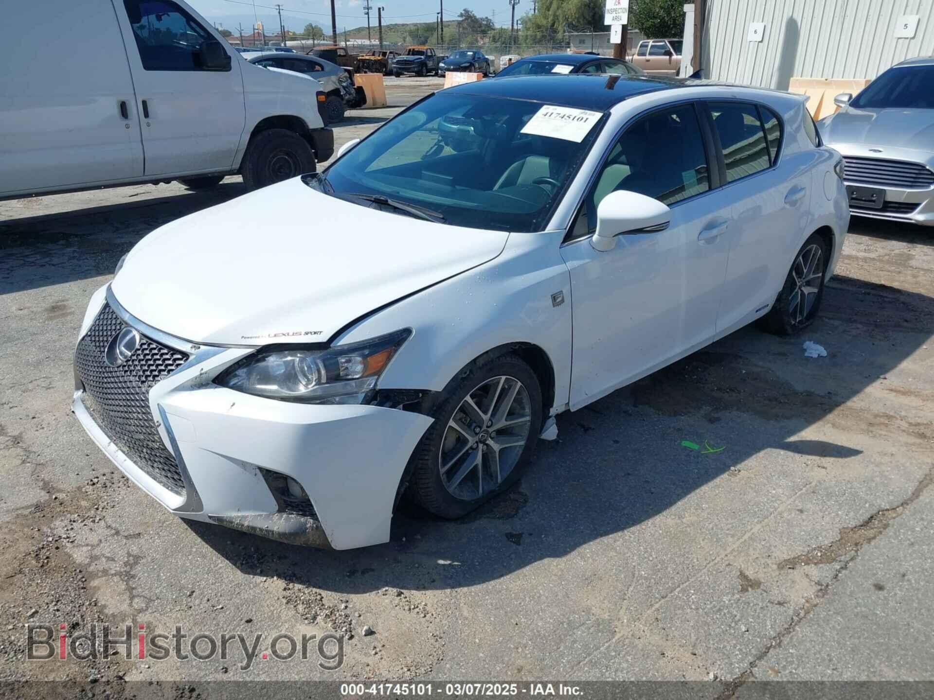 2017 LEXUS CT 200H - VIN: JTHKD5BH0H2290302 - Фото 2