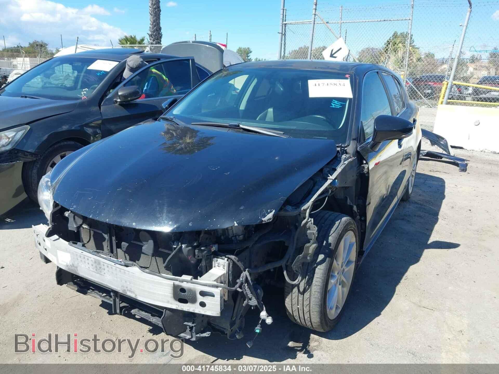 2013 LEXUS CT 200H - VIN: JTHKD5BH2D2163111 - Фото 2