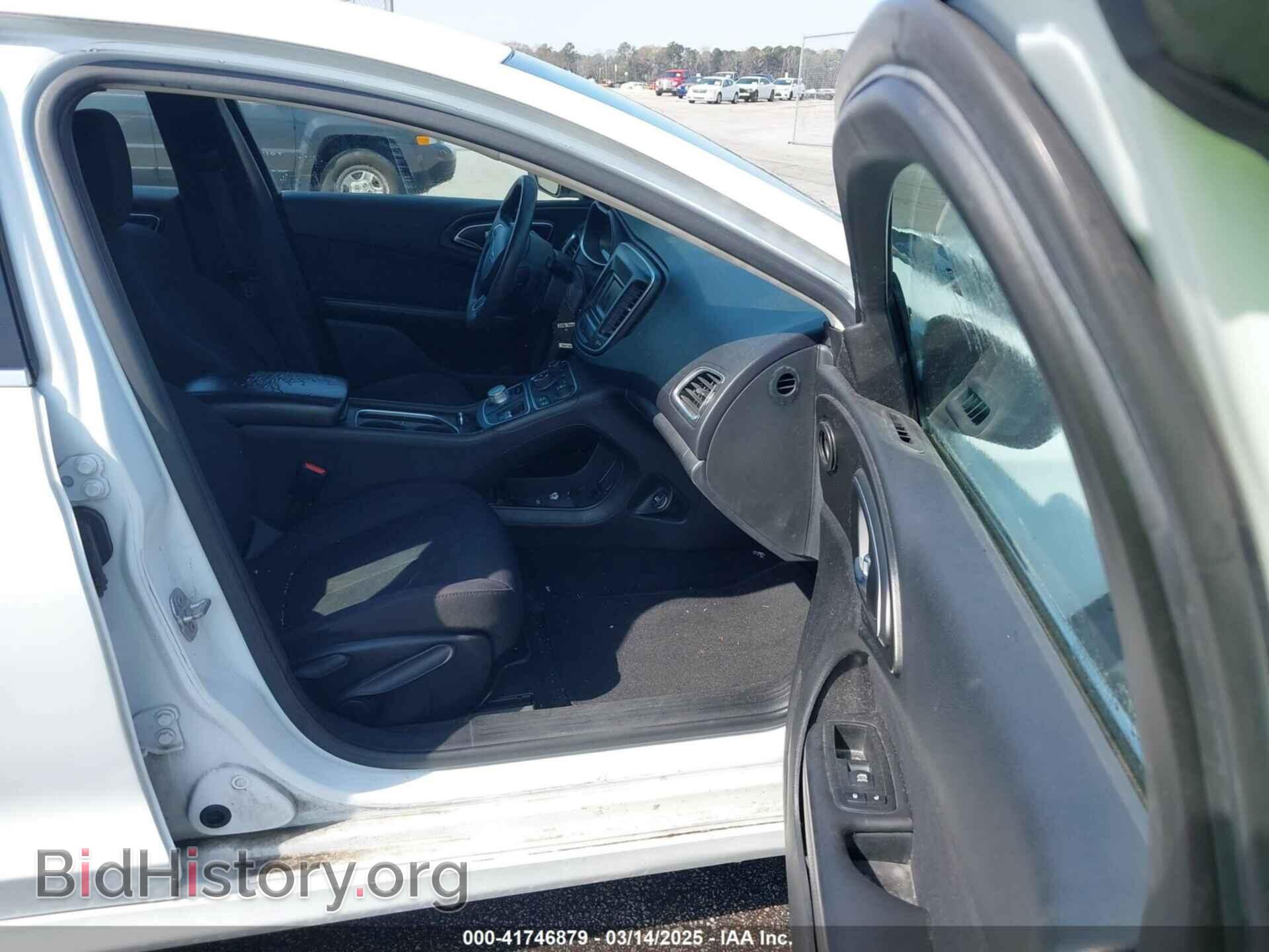 2015 CHRYSLER 200 - VIN: 1C3CCCAB0FN593655 - Фото 5