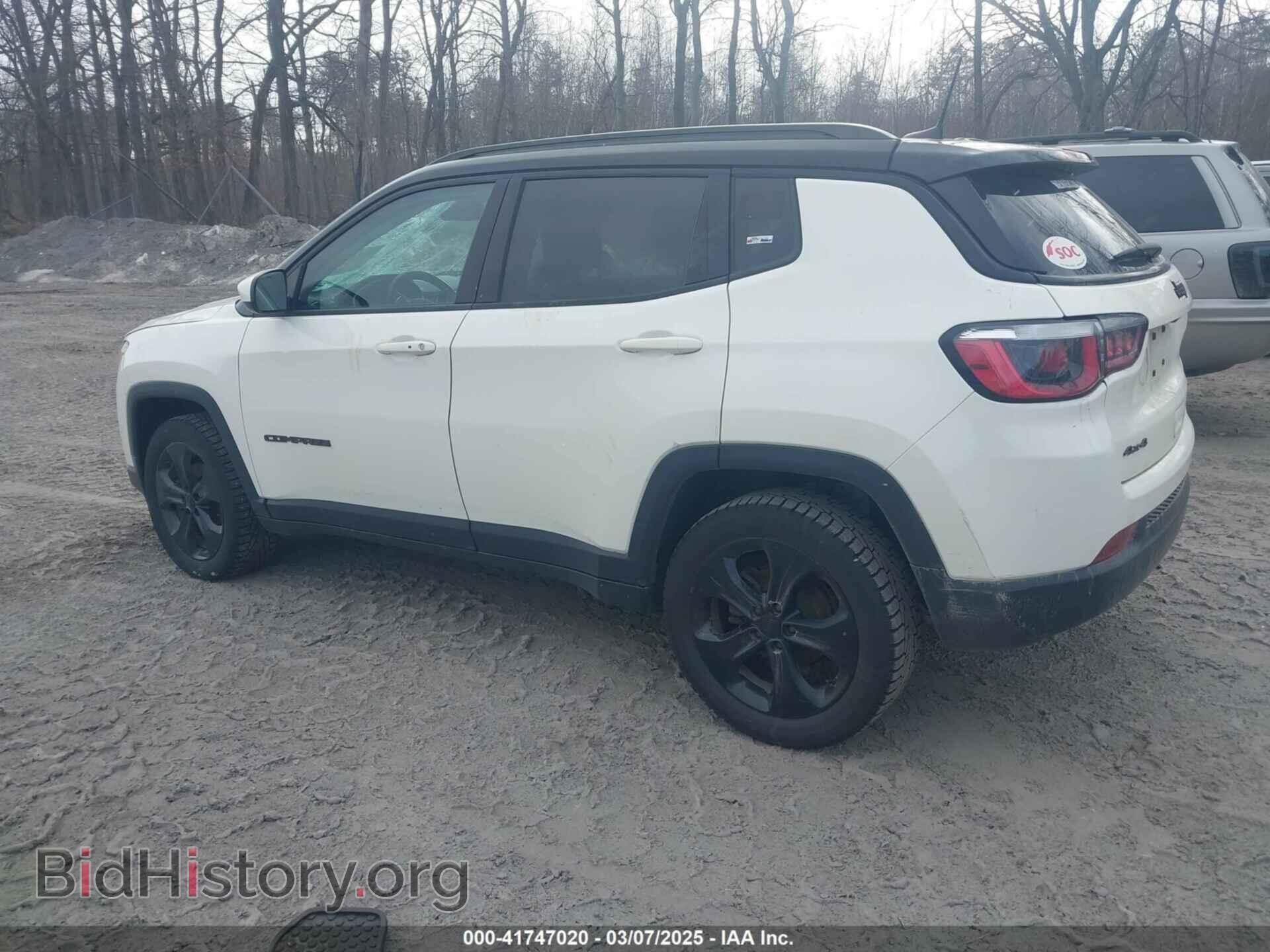 2019 JEEP COMPASS - VIN: 3C4NJDBB6KT593118 - Фото 3