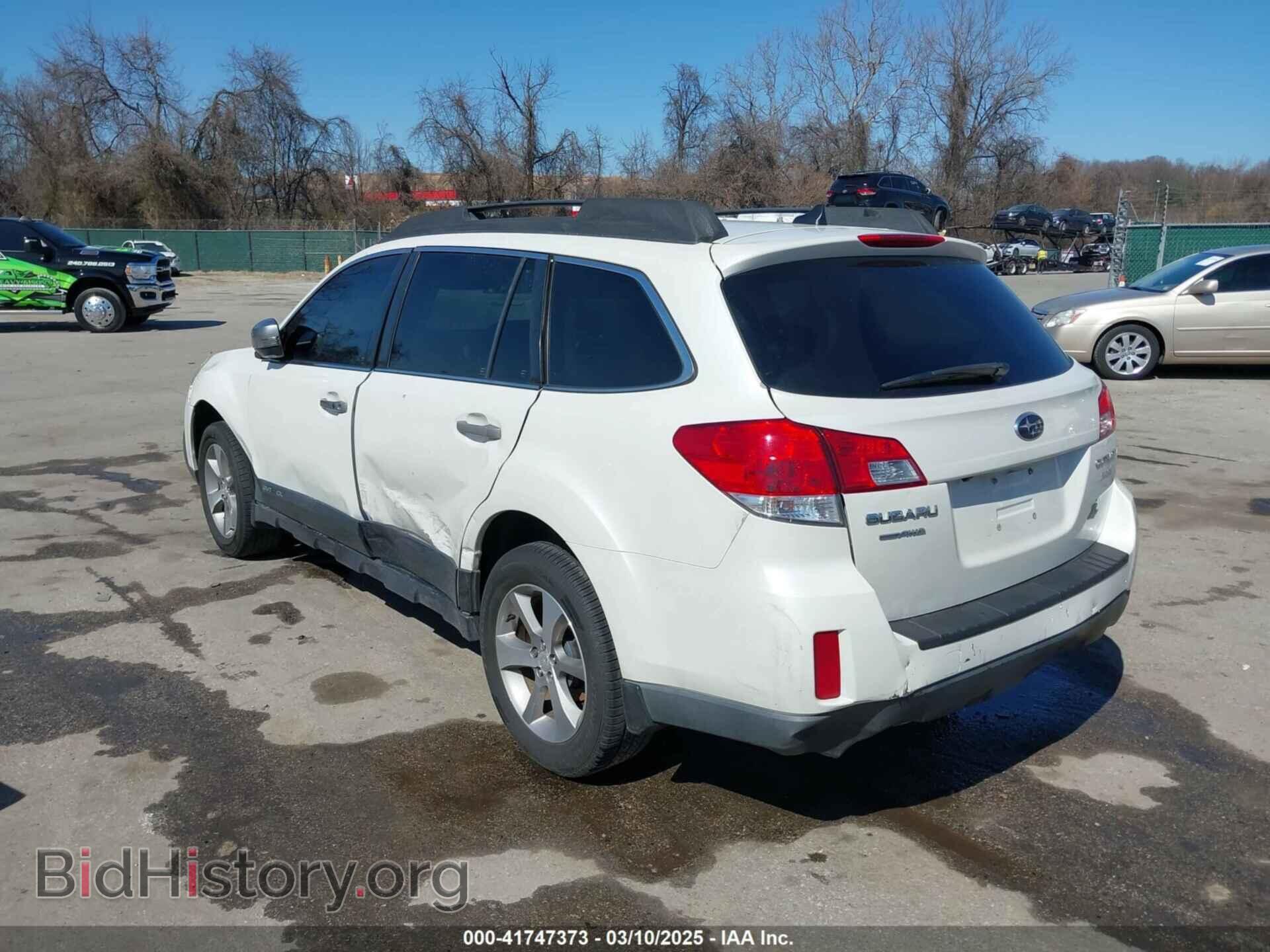 2014 SUBARU OUTBACK - VIN: 4S4BRBPC6E3328048 - Фото 3
