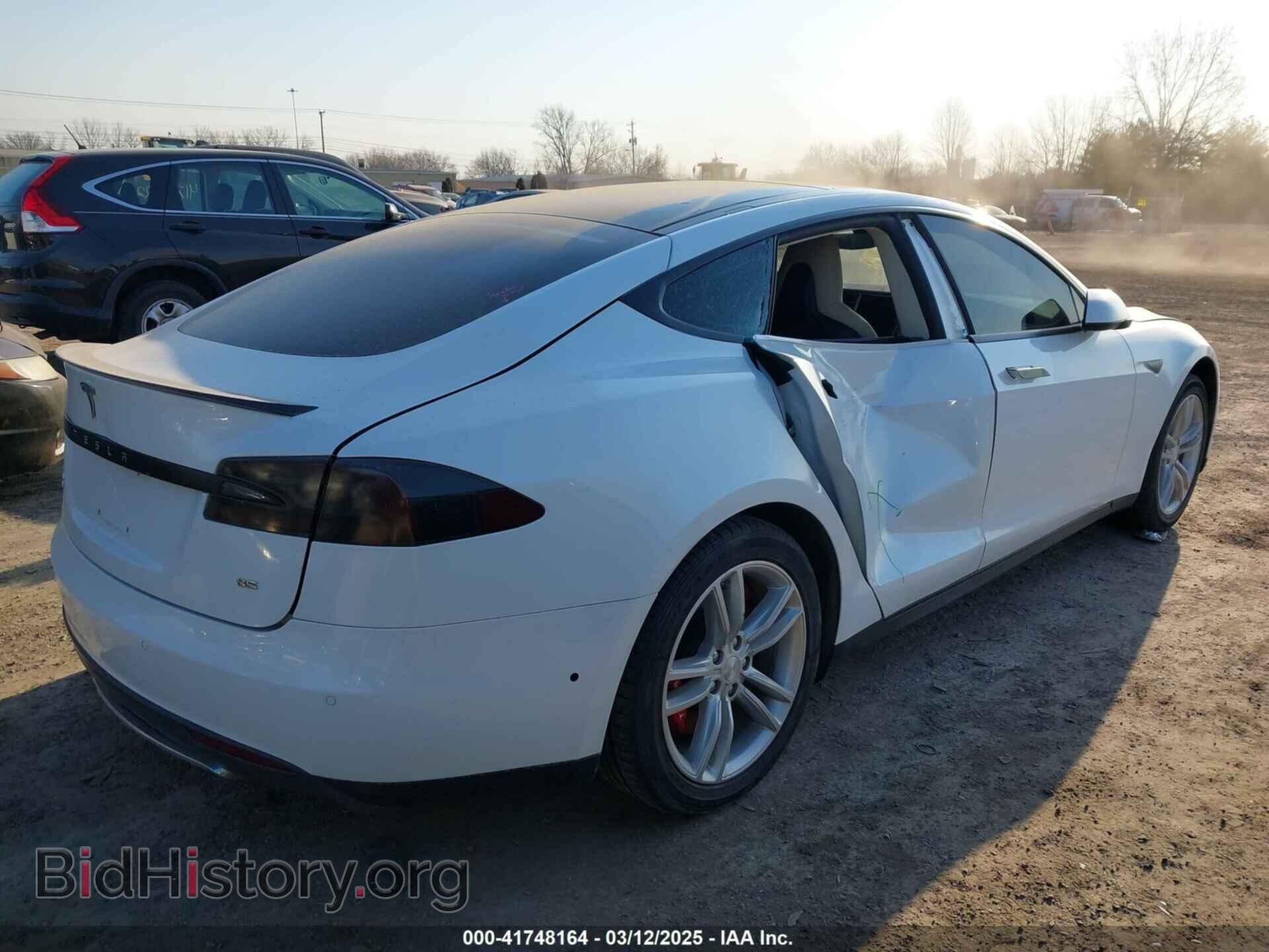 2014 TESLA MODEL S - VIN: 5YJSA1H17EFP58418 - Photo 4